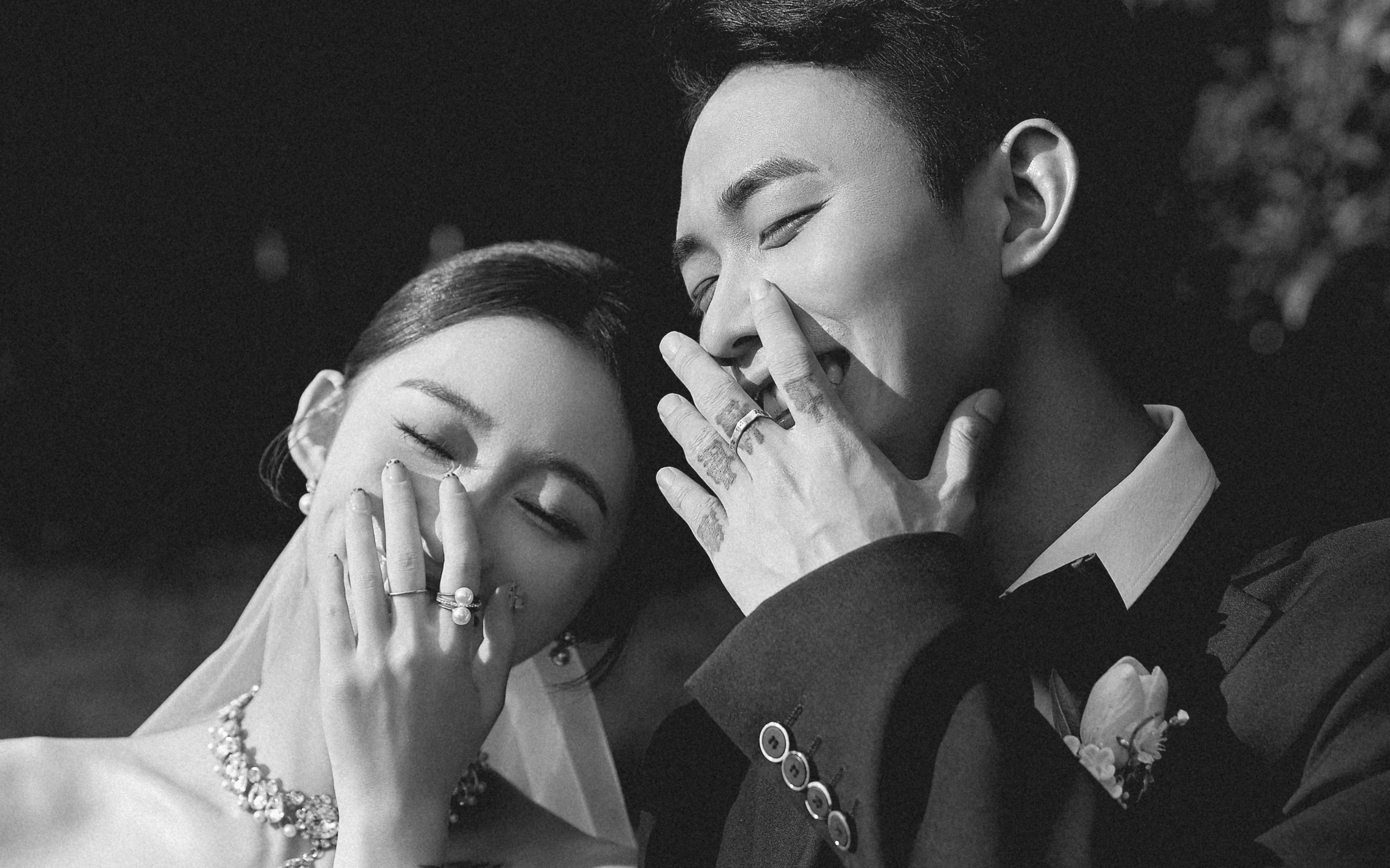 黑白纪实婚纱照