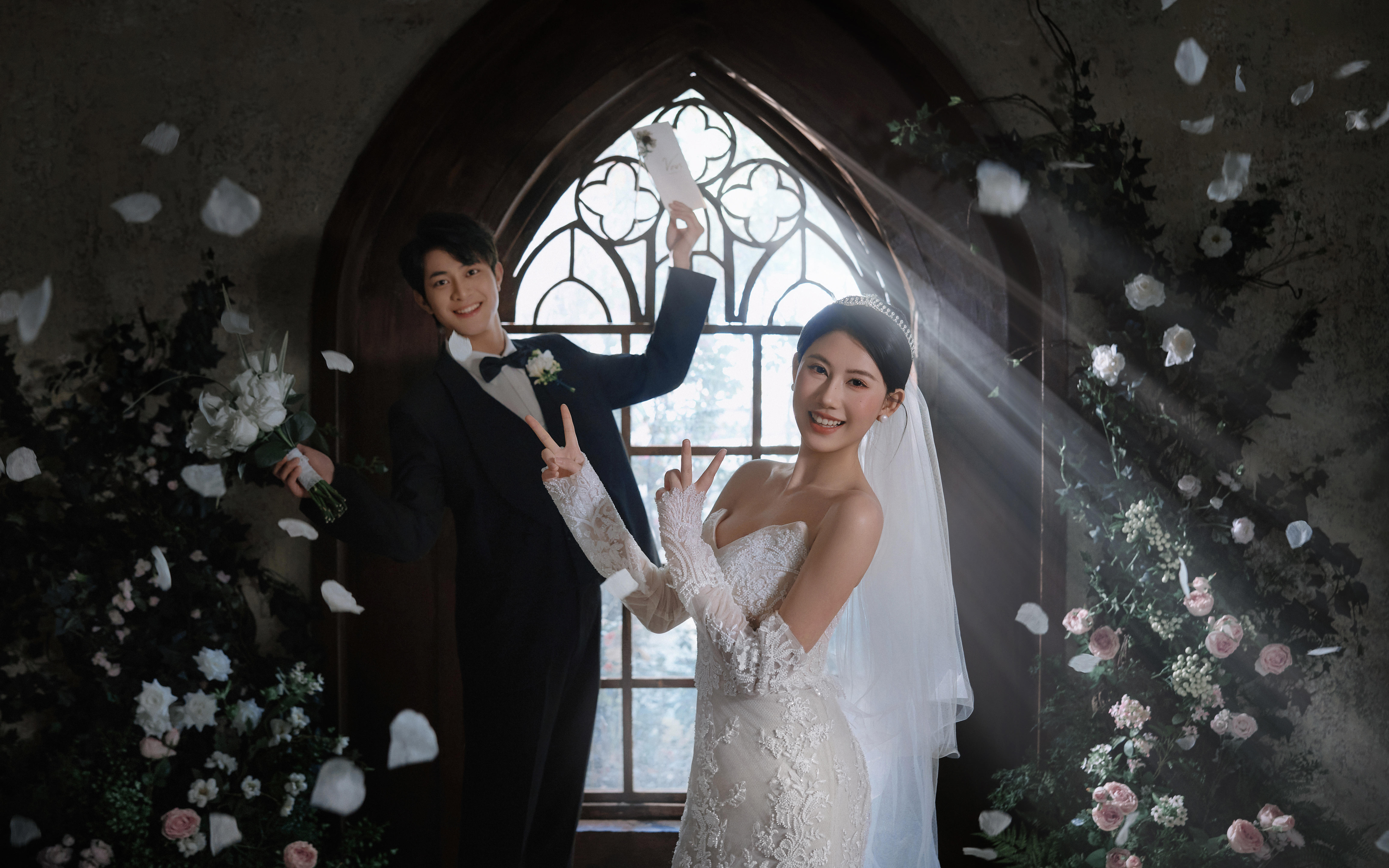 內(nèi)景 l 求求了`姐妹們都來拍教堂婚紗照太權(quán)威了