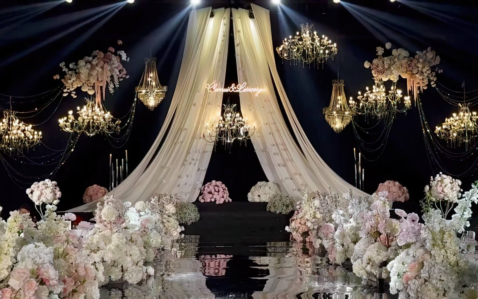 韩系香槟色布幔婚礼