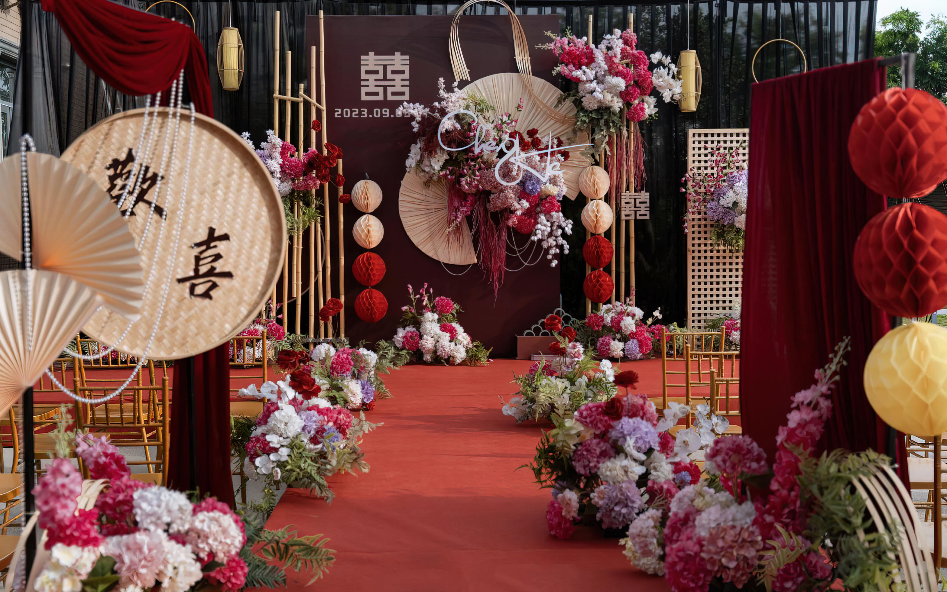 在庭院的烟火气里，赴一场东方之约 新中式庭院布置