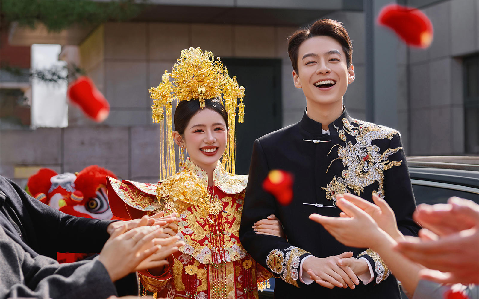 这套“婚车迎亲＋红地毯”中式照，长辈看了狂点赞❤