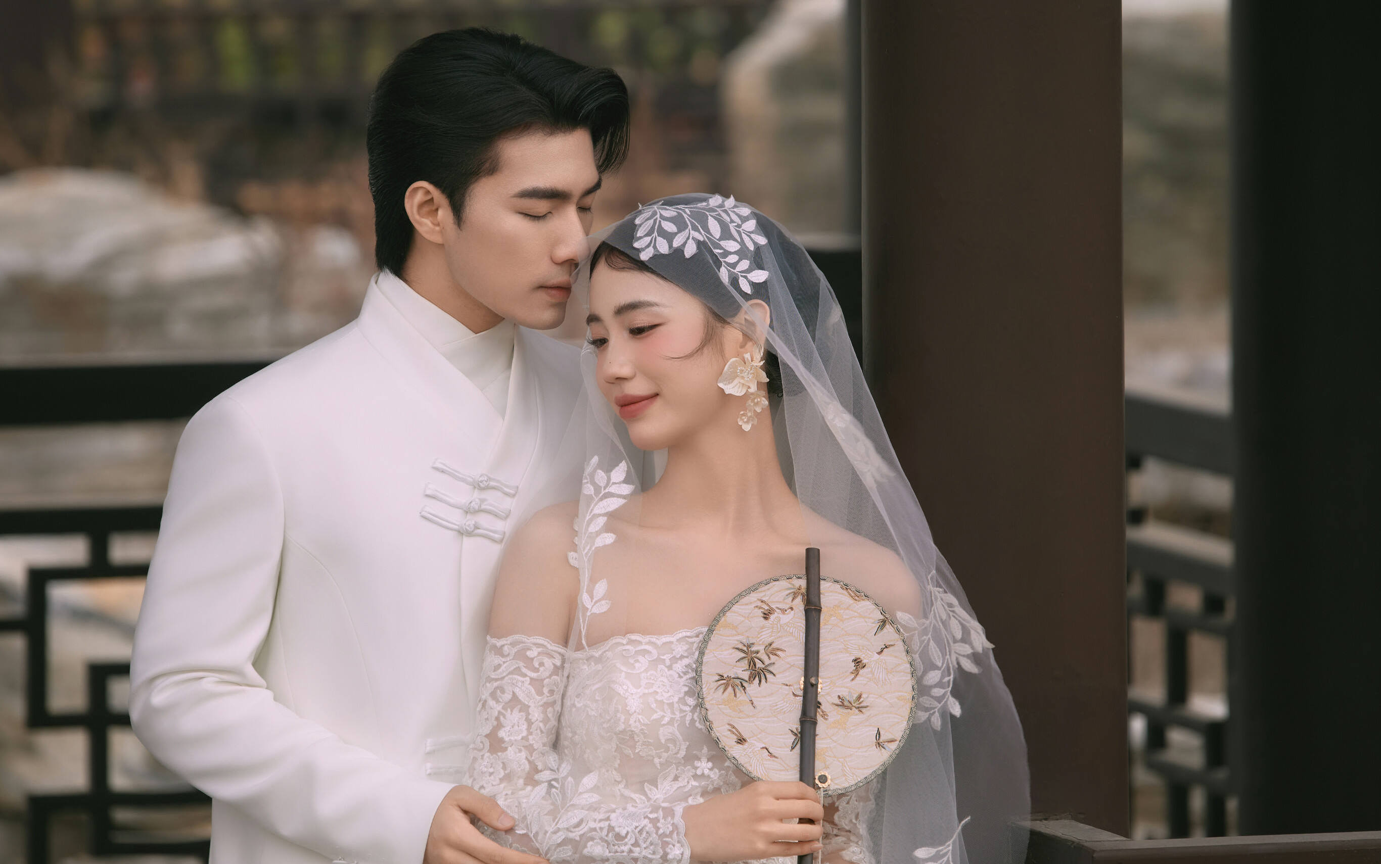 东方没学下的新中式园林婚纱照 小众高级