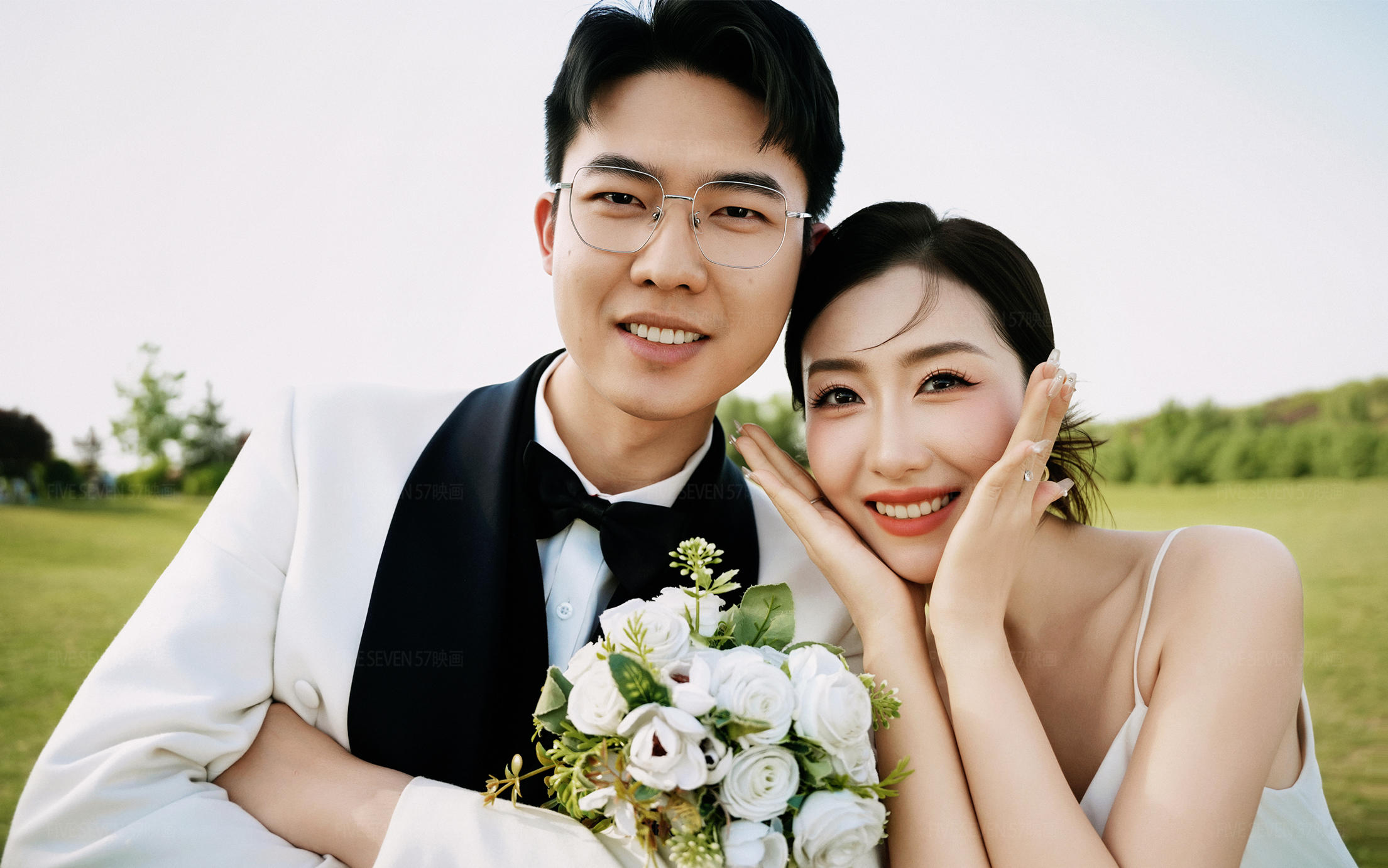 【57映畫】客片分享-草坪婚紗照