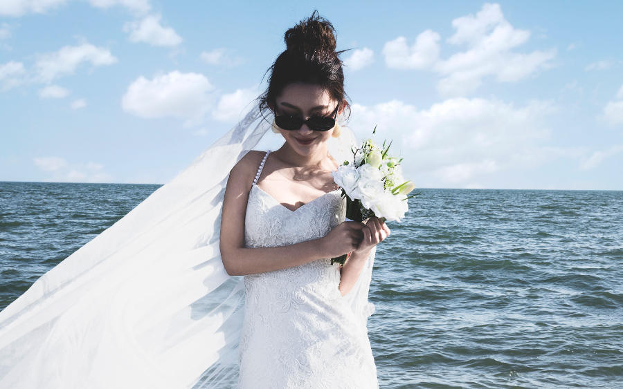薇薇摄影美学丨小众电影海景婚纱照