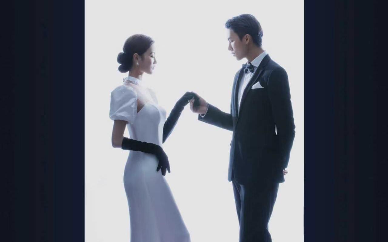 高级礼服婚纱照