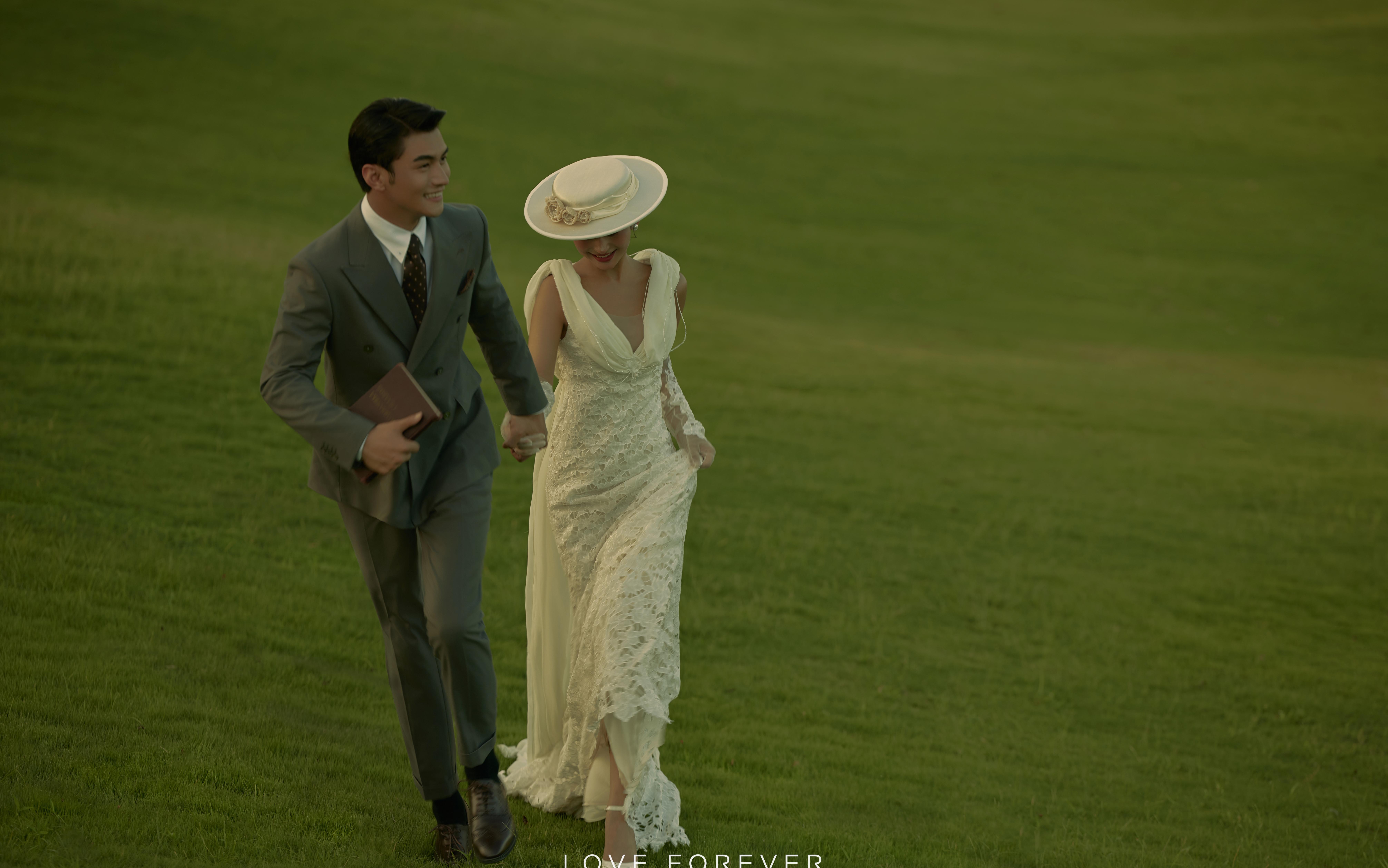 外景婚紗照草坪婚紗照法式婚紗照