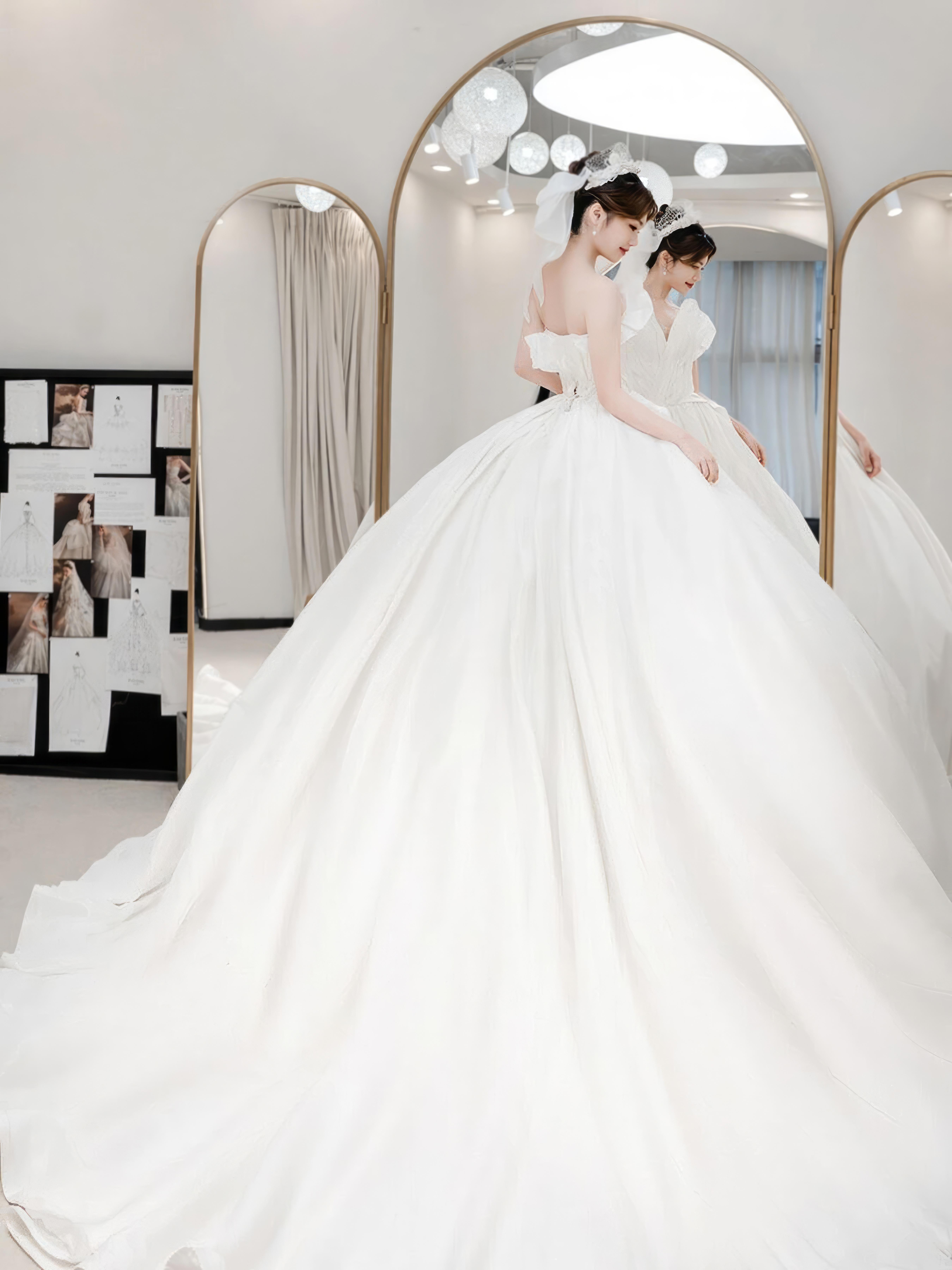 【伊洛婚纱】美到炸裂的婚纱