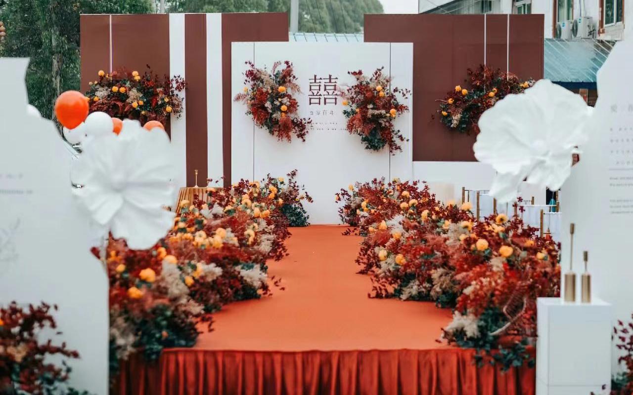 【愛拉婚禮】--7288含主持人的紅色系婚禮布置