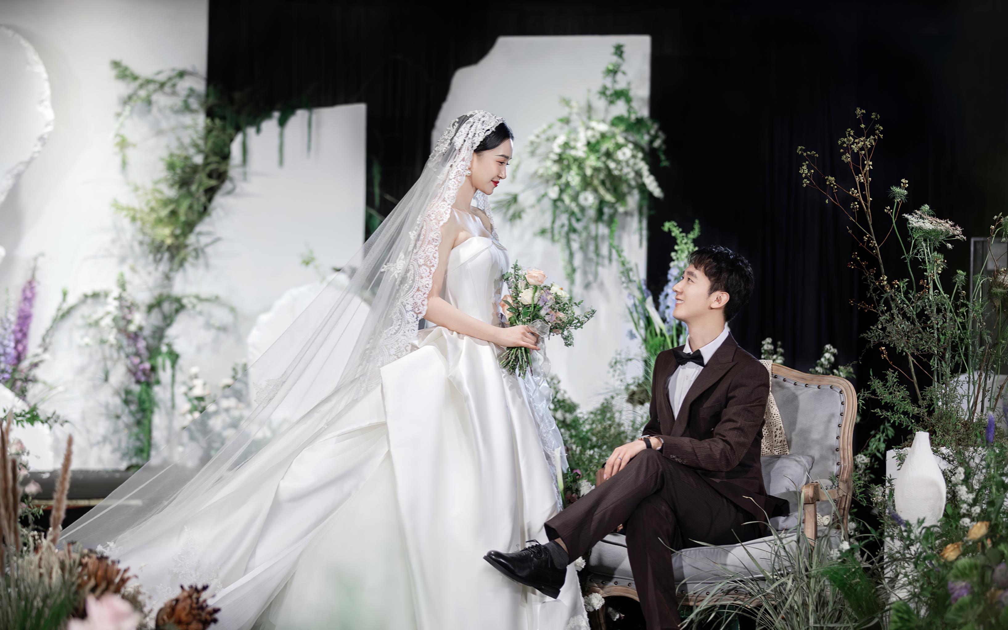韩式白绿色系极简婚礼