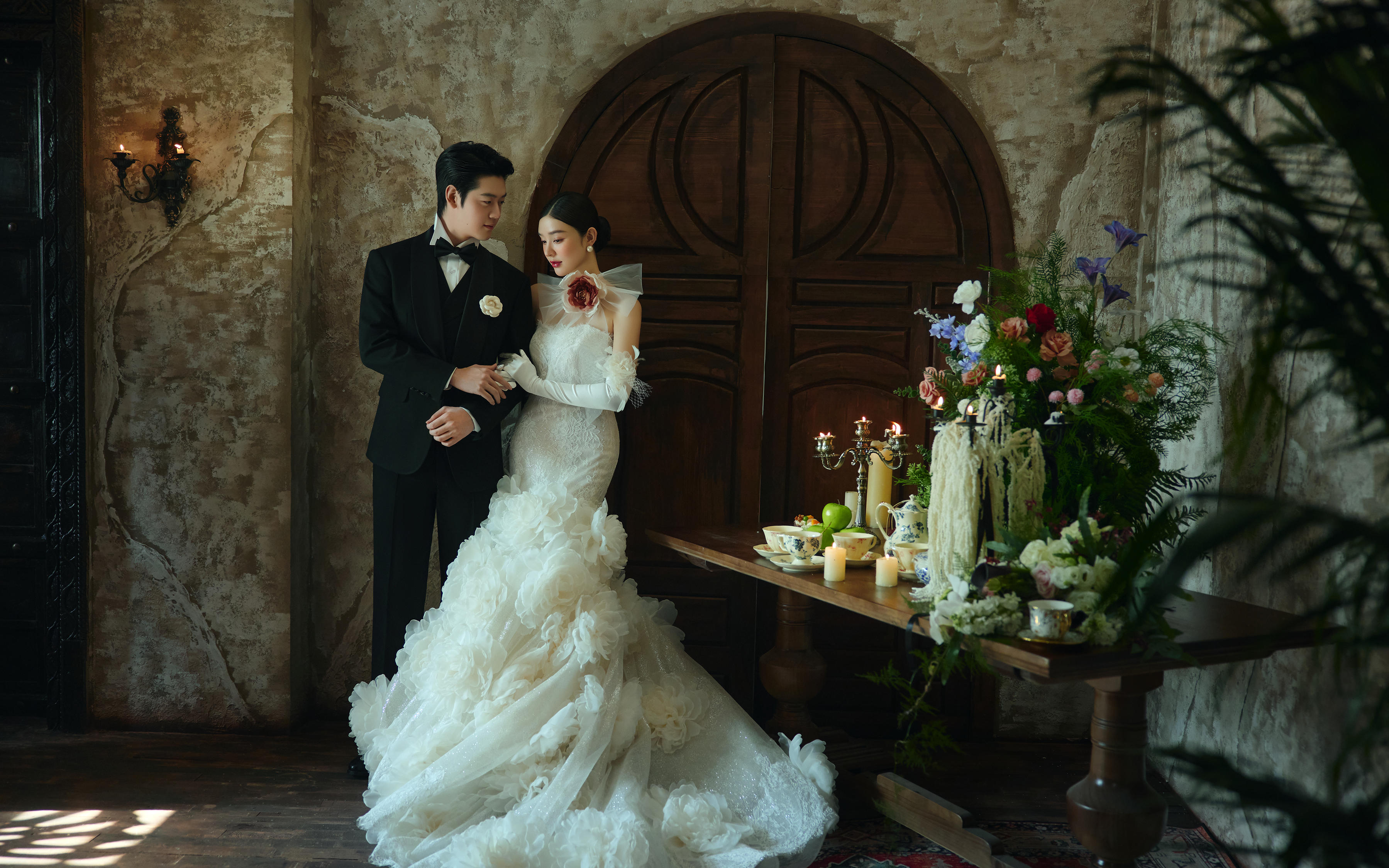 爱是光影间一次深情的俯身