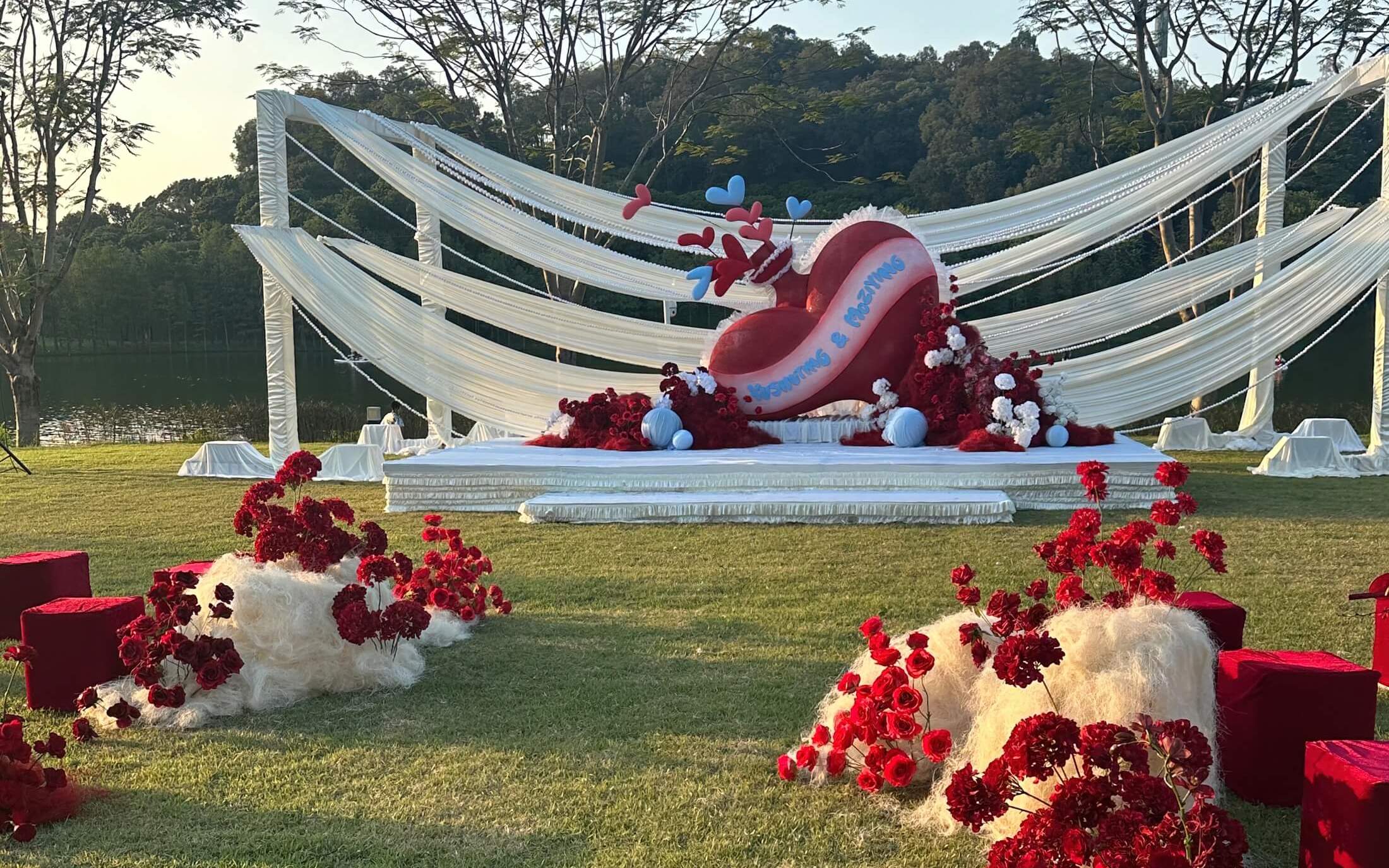 冬季戶外草坪婚禮