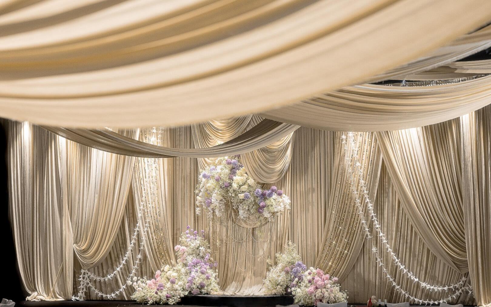 鎏金夢境里的溫柔絮語