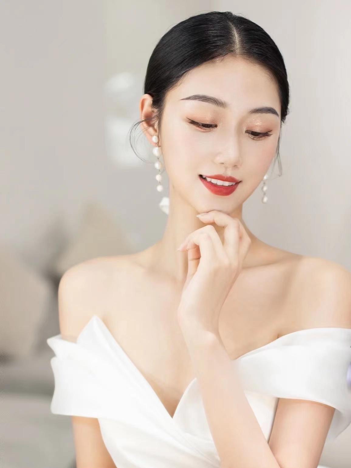 新娘婚宴跟妆首席档老师