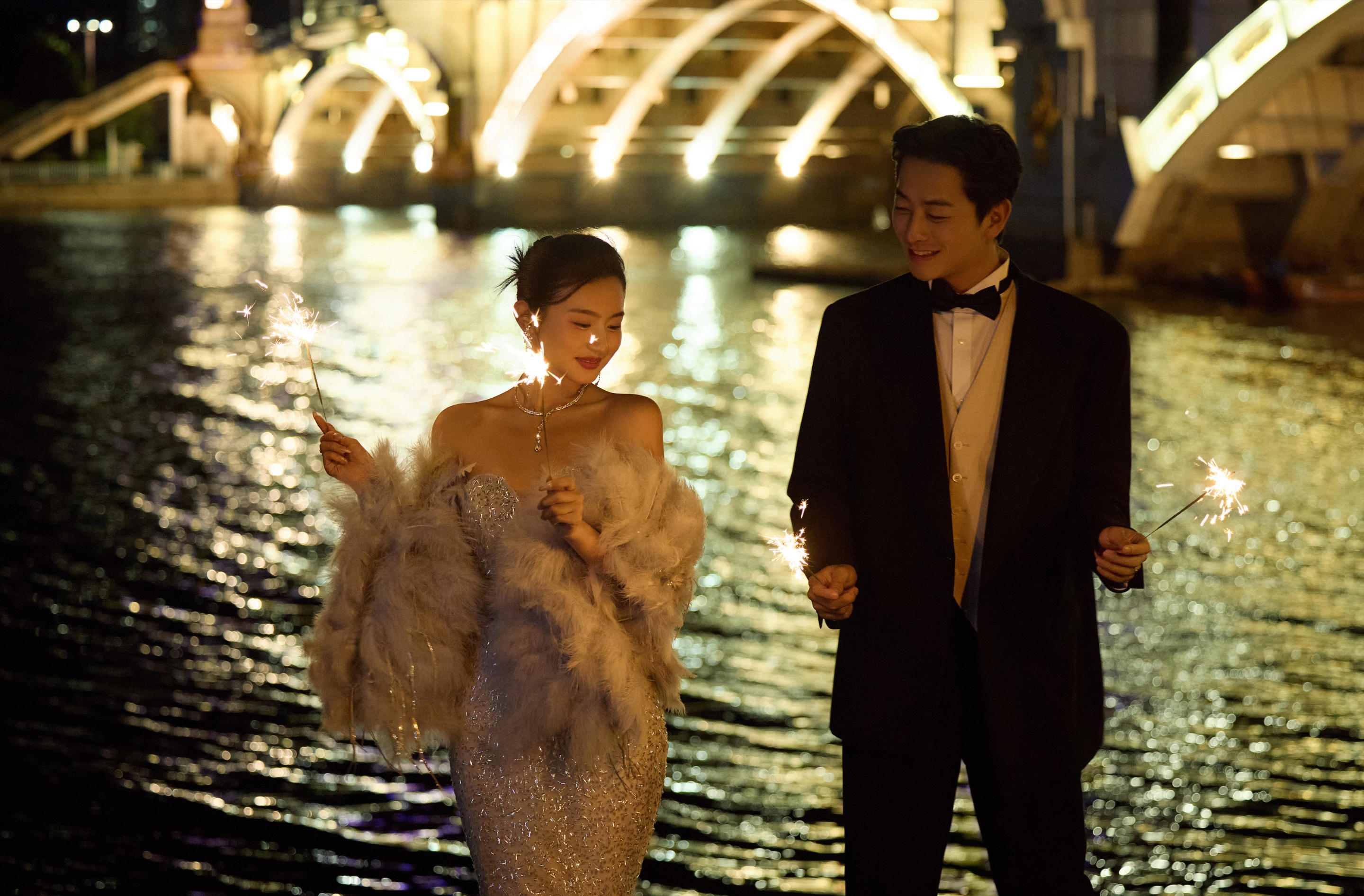 【法式印象】越看越心动的夜景婚纱照！梦回塞纳河畔