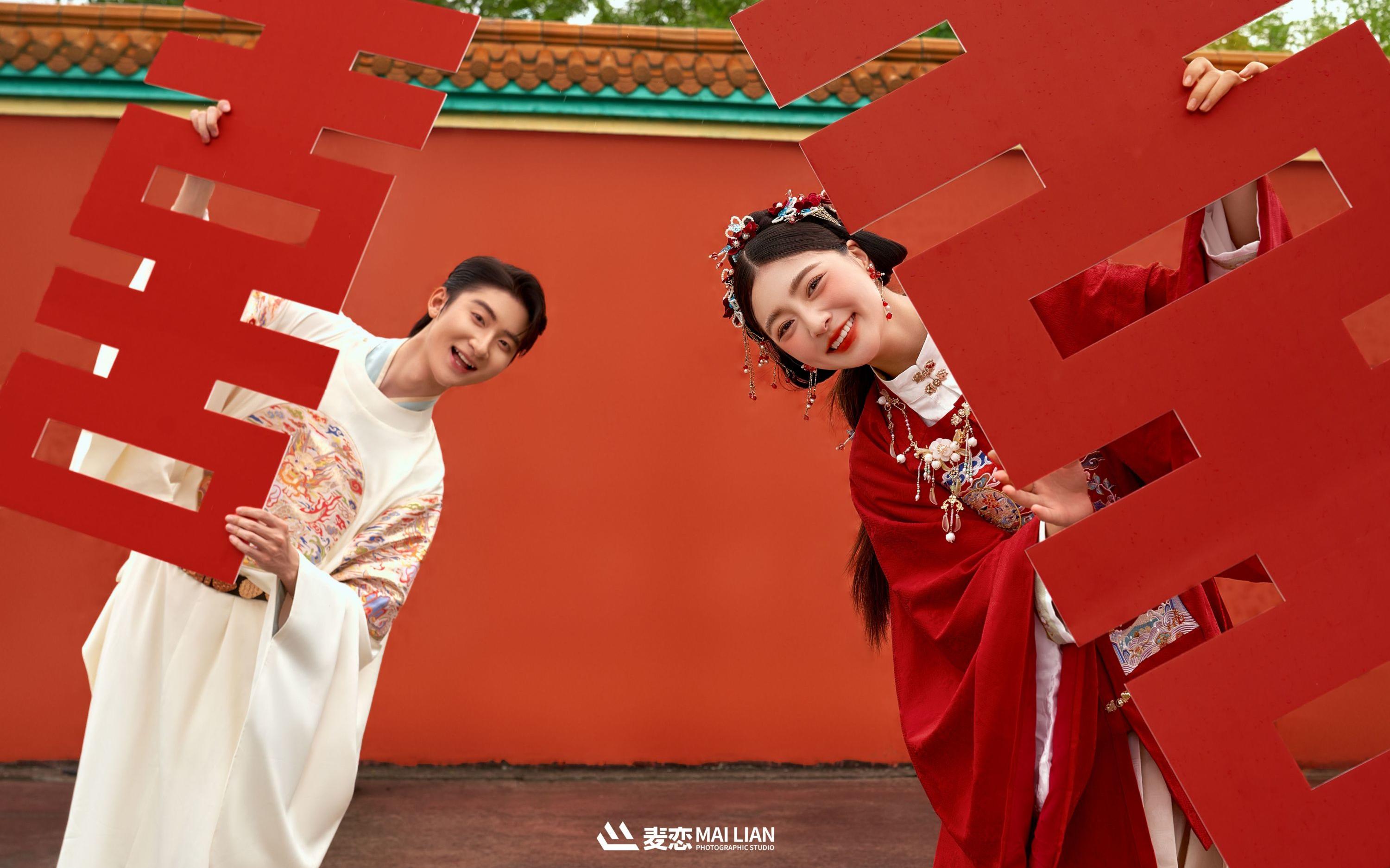 喜嫁婚纱照这样拍！解锁大小姐既视感🌷