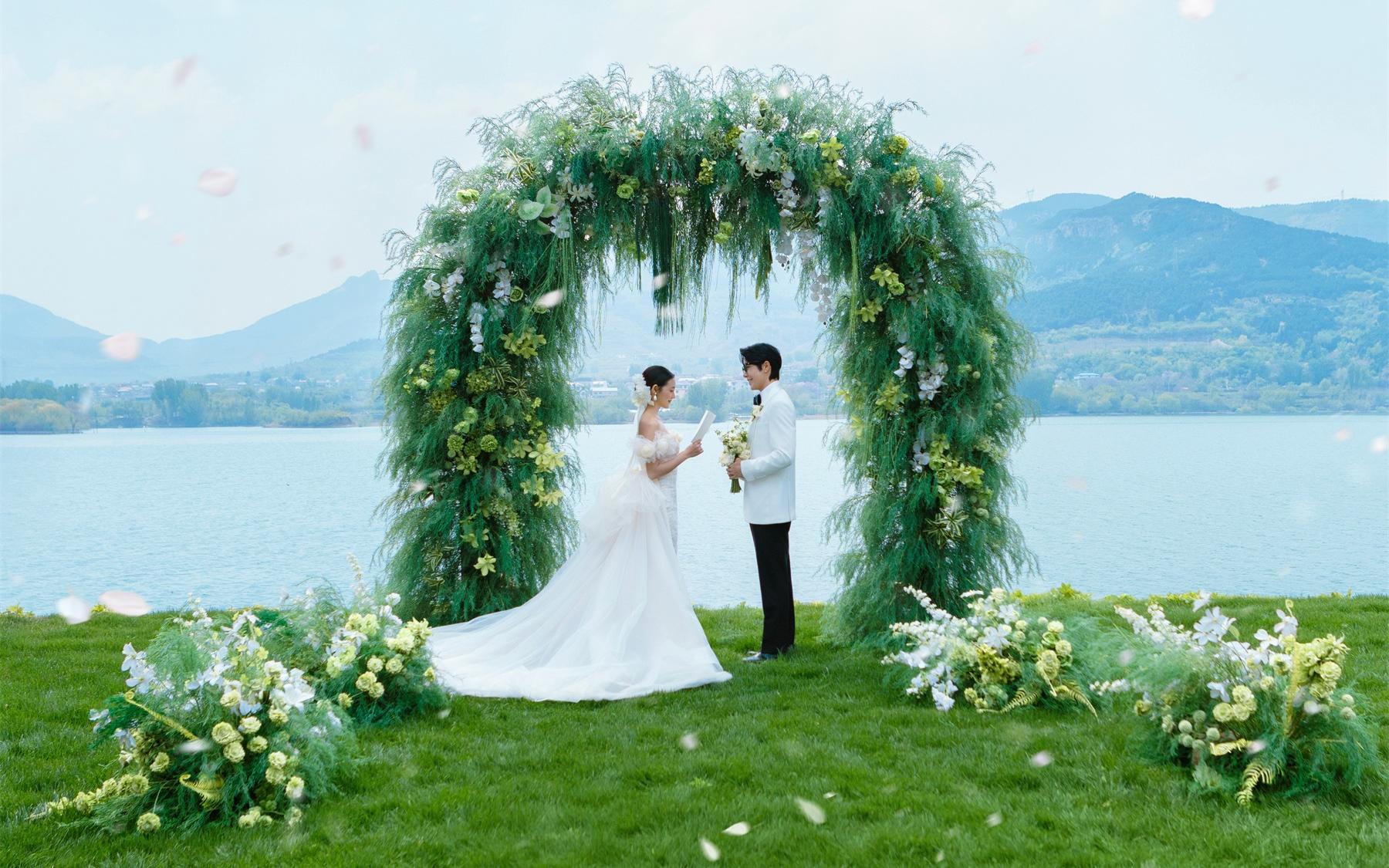 泰安目的地婚礼 码住❗“托斯卡纳”婚纱照