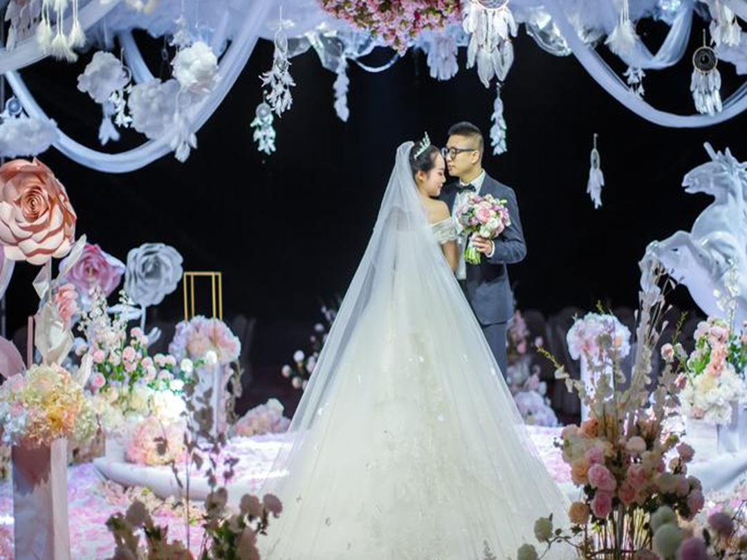 内江一期一会粉色少女心梦幻婚礼