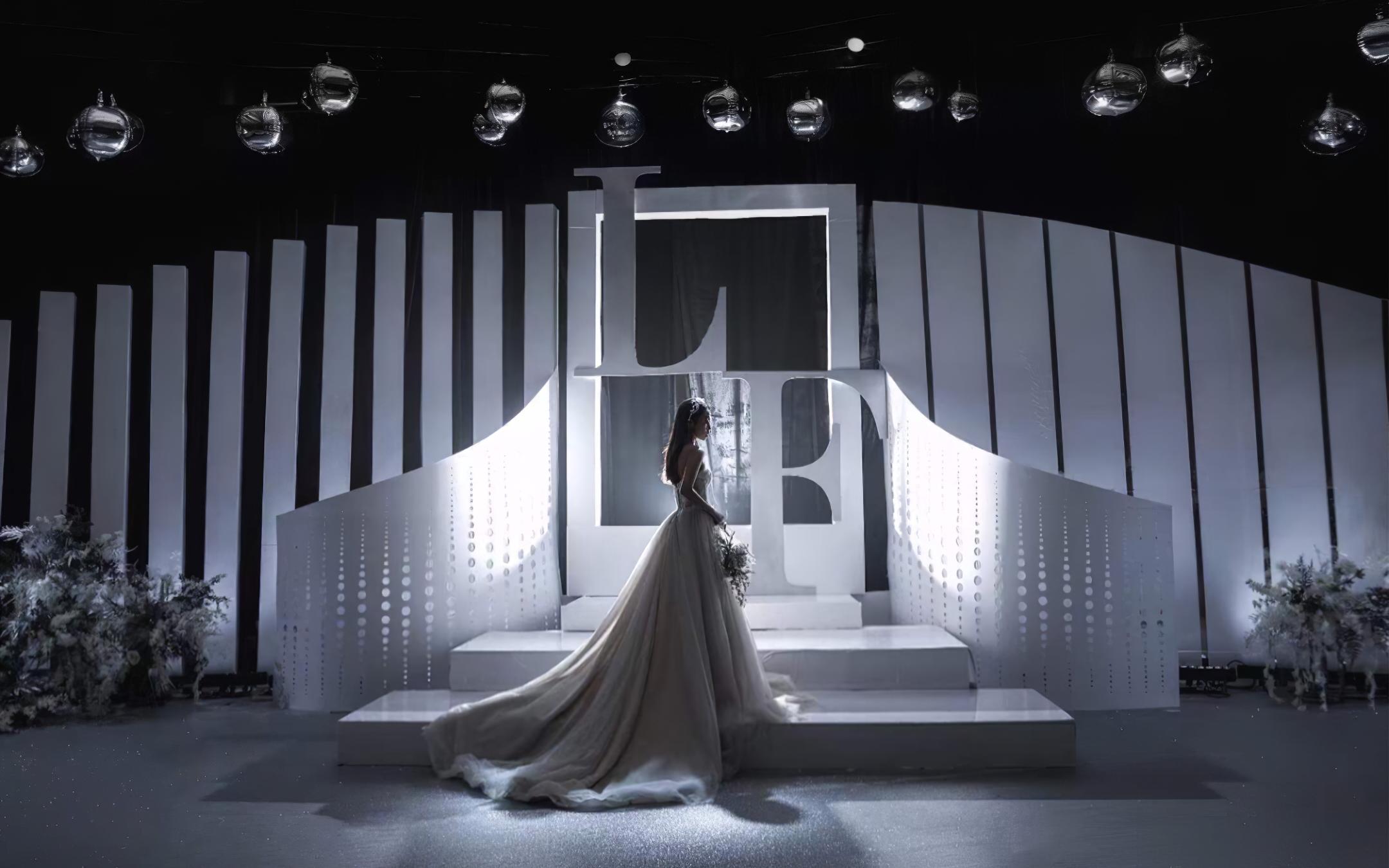 【馨灵婚礼】银色艺术婚礼