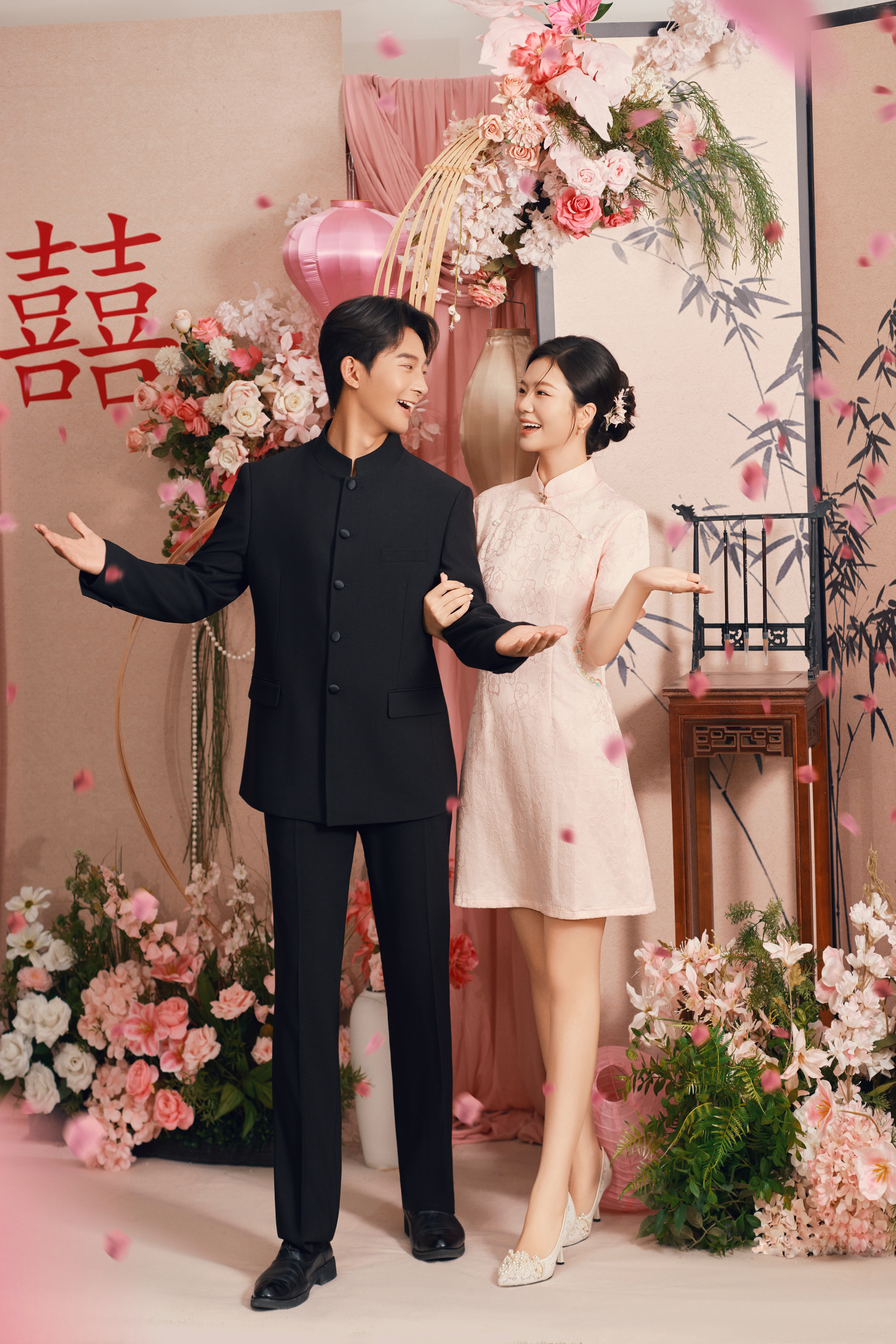 【浪漫預(yù)定】專屬預(yù)制訂婚照拍攝服務(wù)