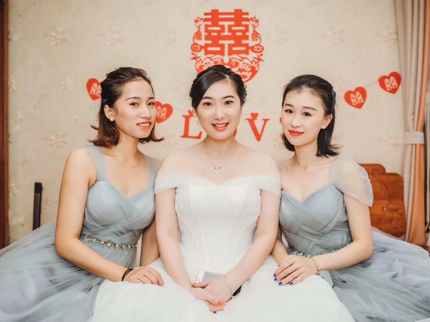 特惠套餐出门纱主婚纱敬酒服2件伴娘服