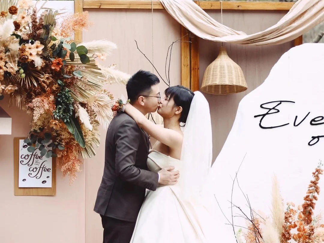 【简爱婚礼】室外 小众 小预算秋色系婚礼