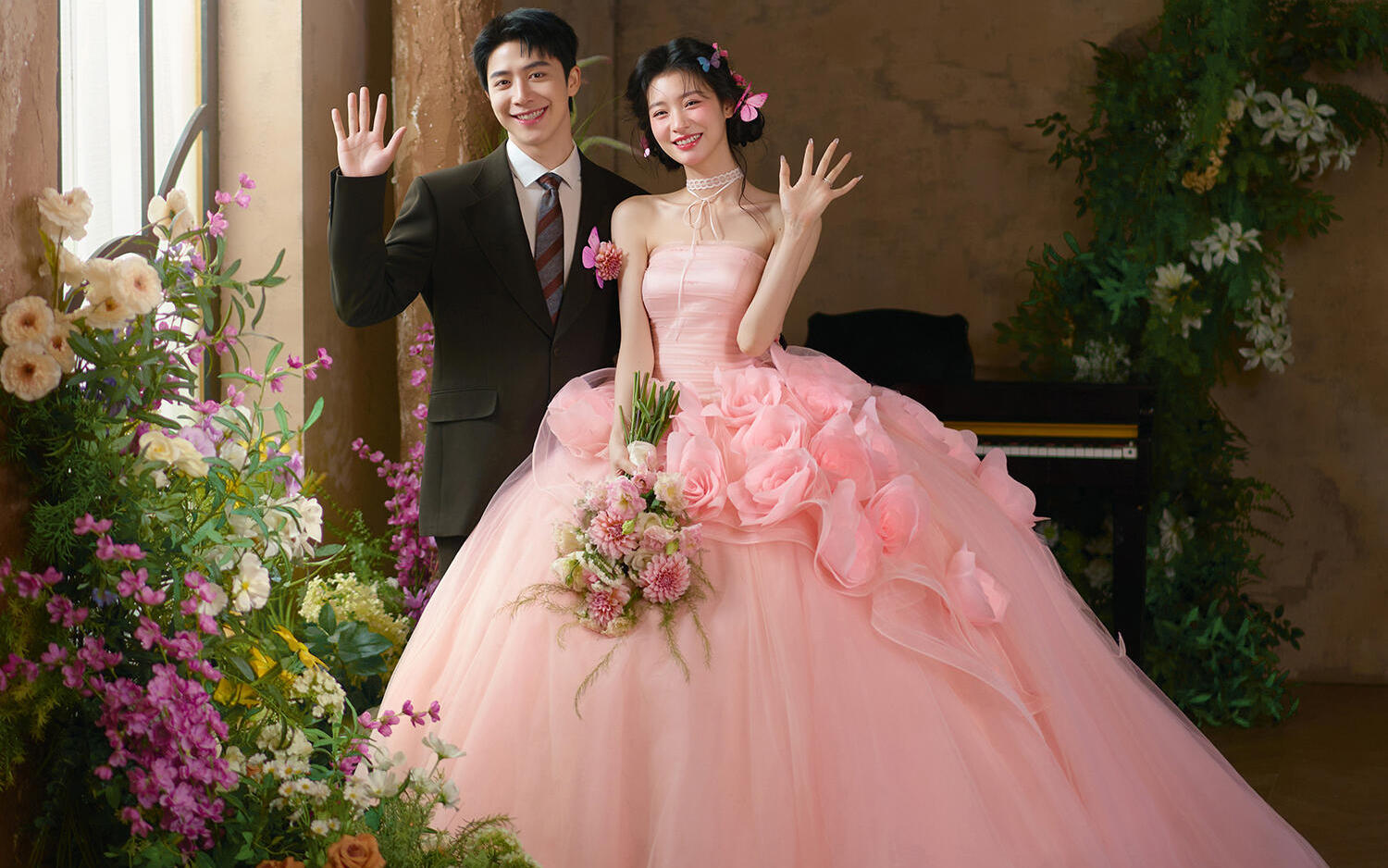 直擊心巴全網(wǎng)超火的蝴蝶粉紗法式婚紗照 