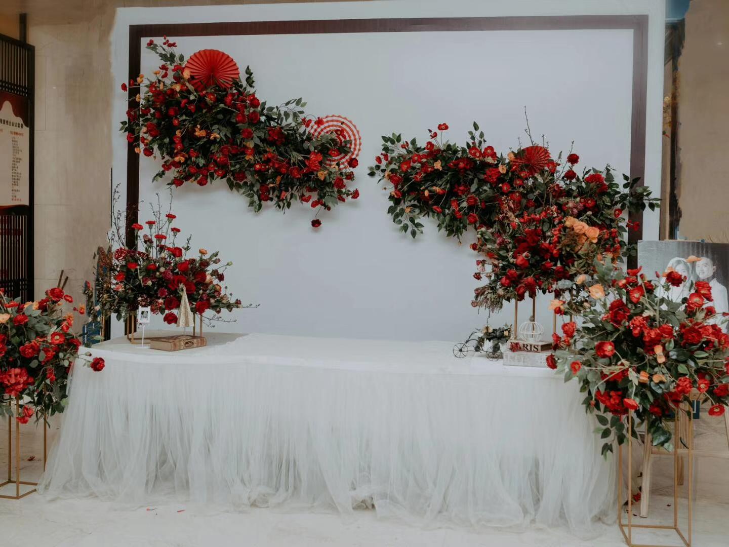 网红精致红白系列婚礼布置