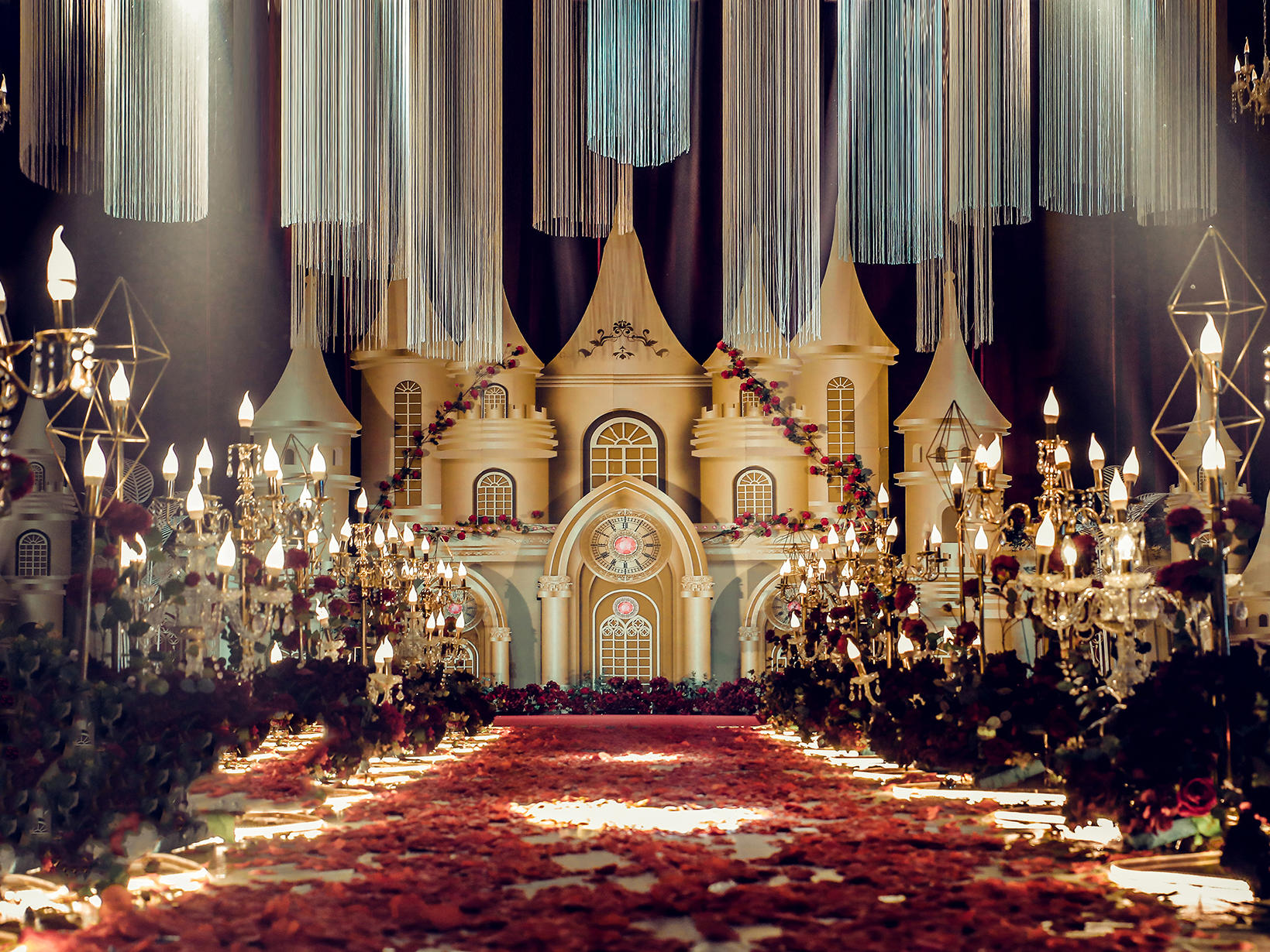 【送云南6天5晚豪华游】高端奢华欧式城堡婚礼