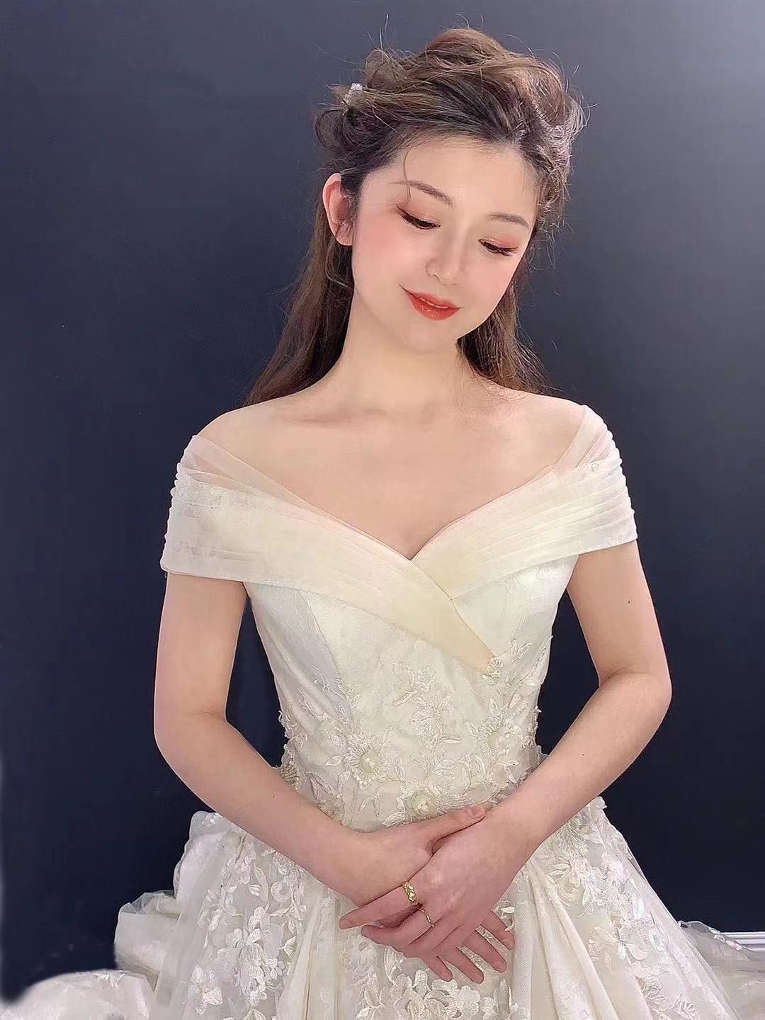 【范·婚纱】仙女飘飘一字肩大拖尾