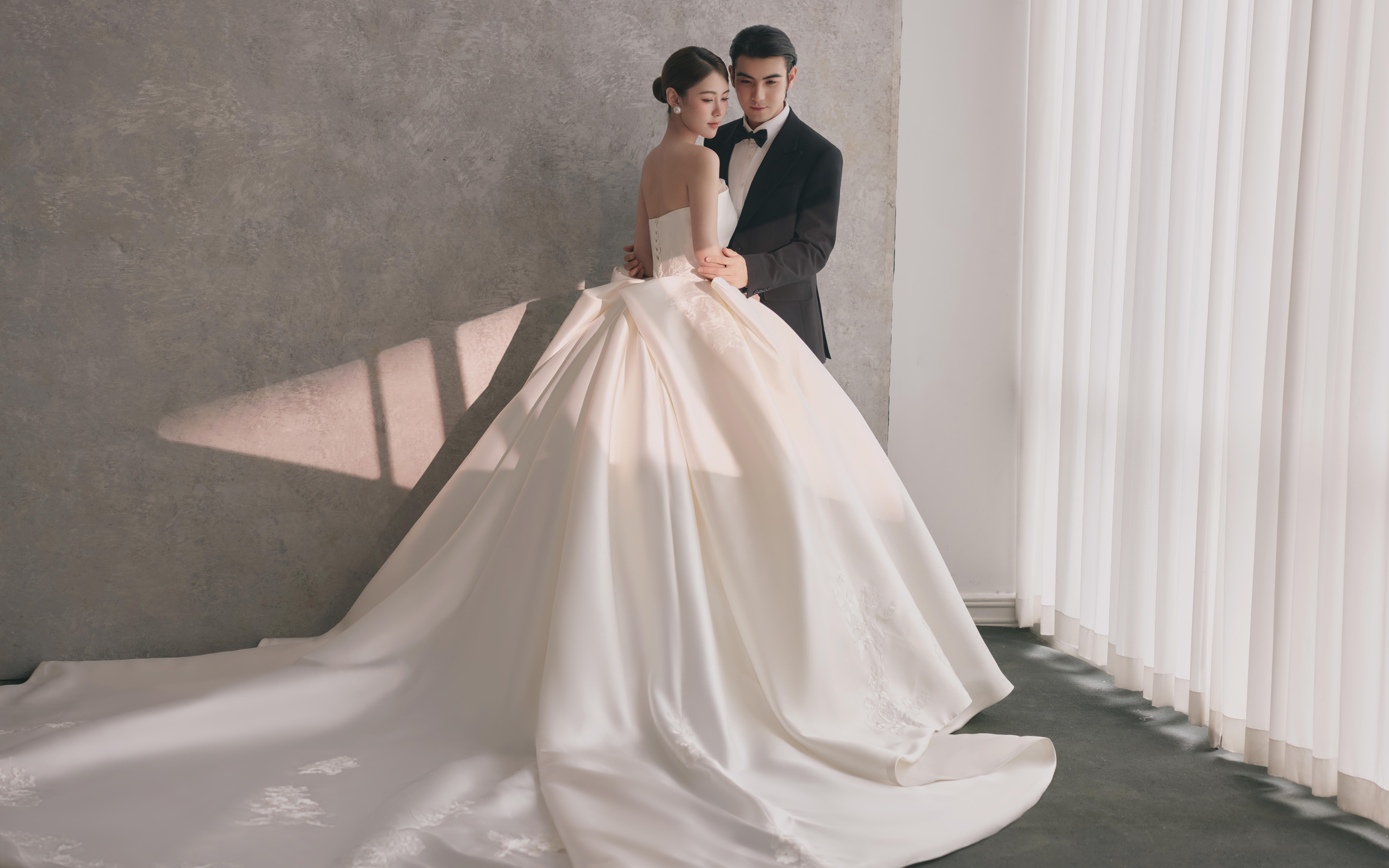 步入仙女梦境啦🌷巨温柔的蕾丝油画婚纱照