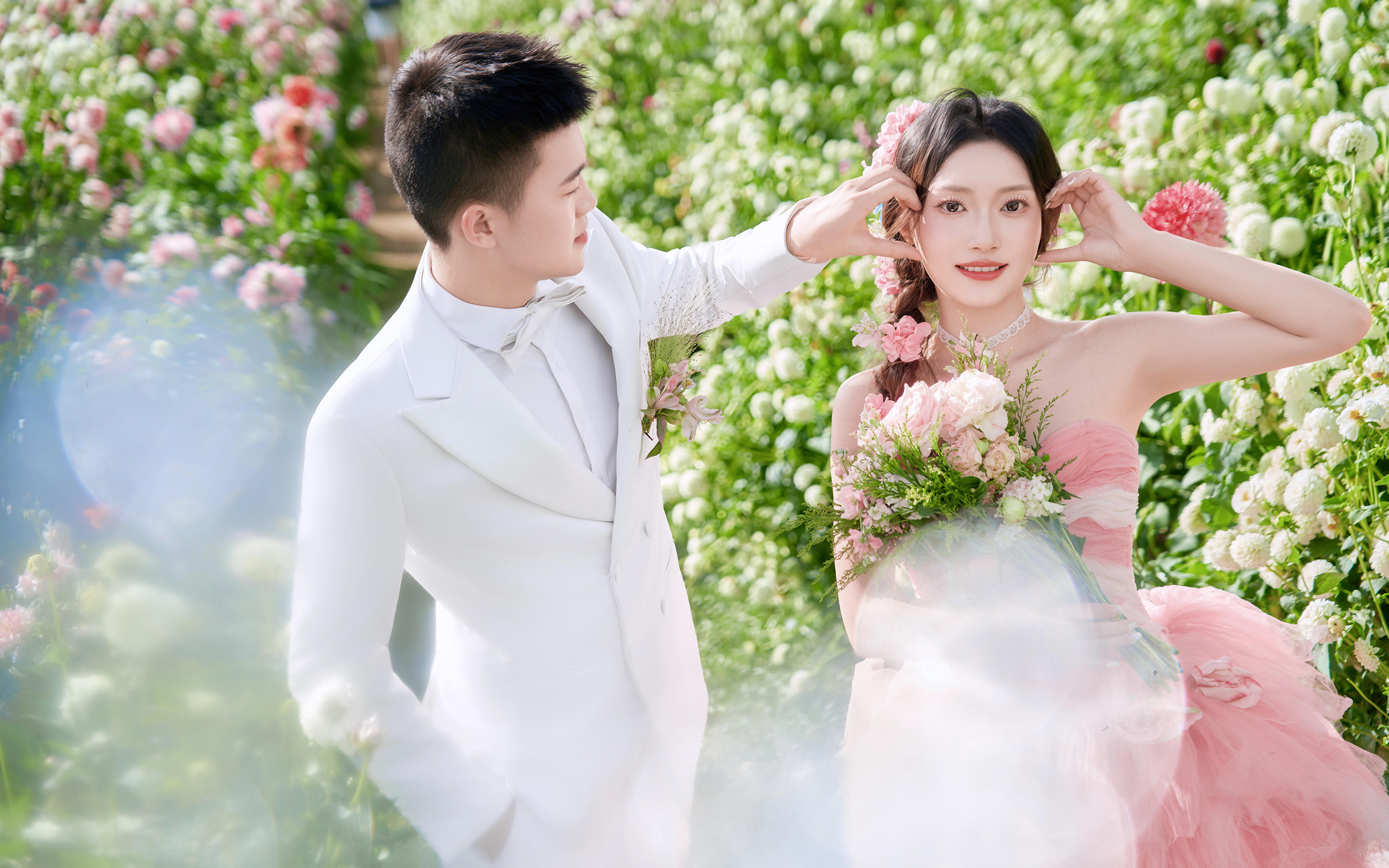 羊駝見證婚姻：請查收這份反常規(guī)婚紗照