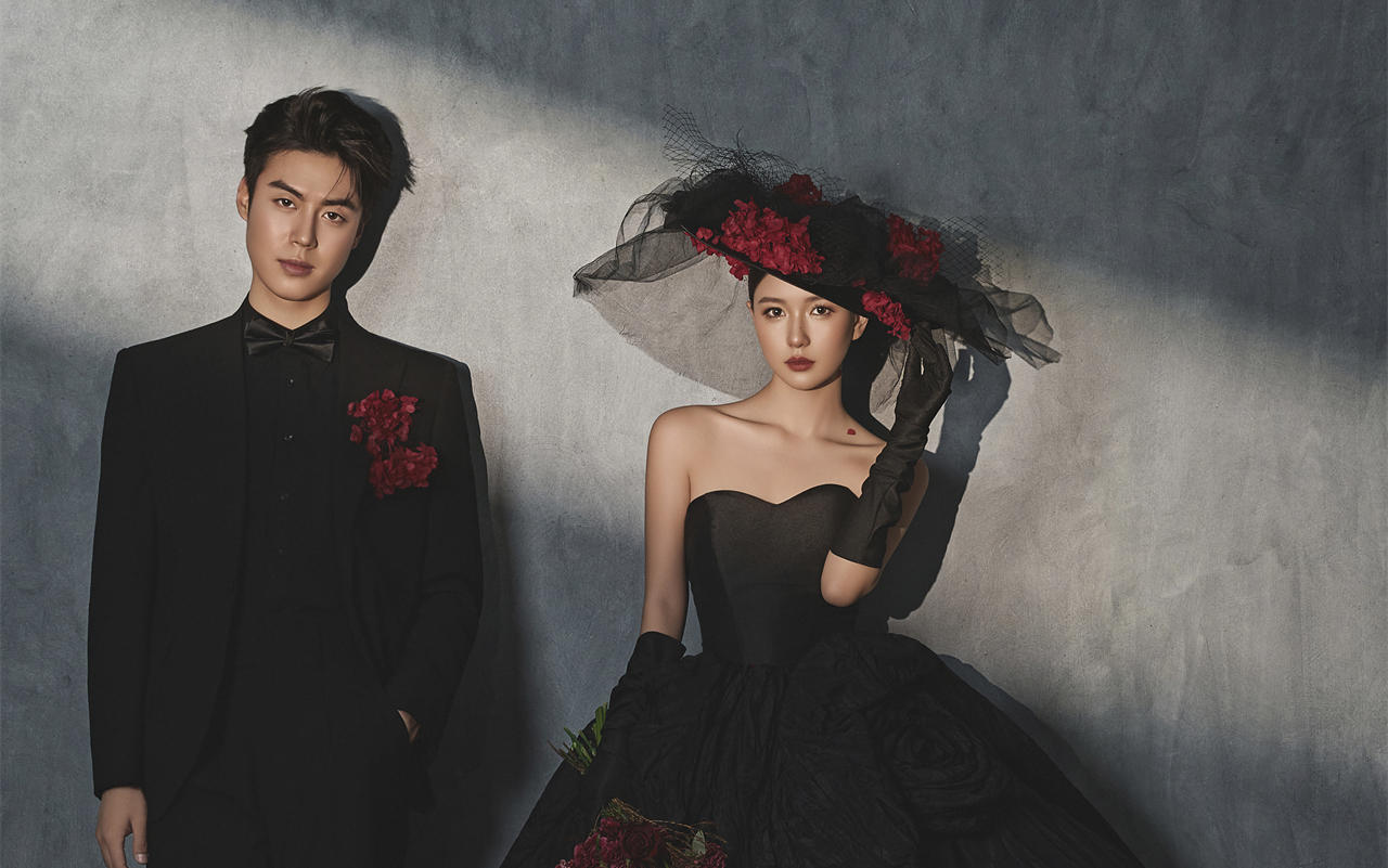 黑纱礼帽，是我们的赫本式浪漫🖤