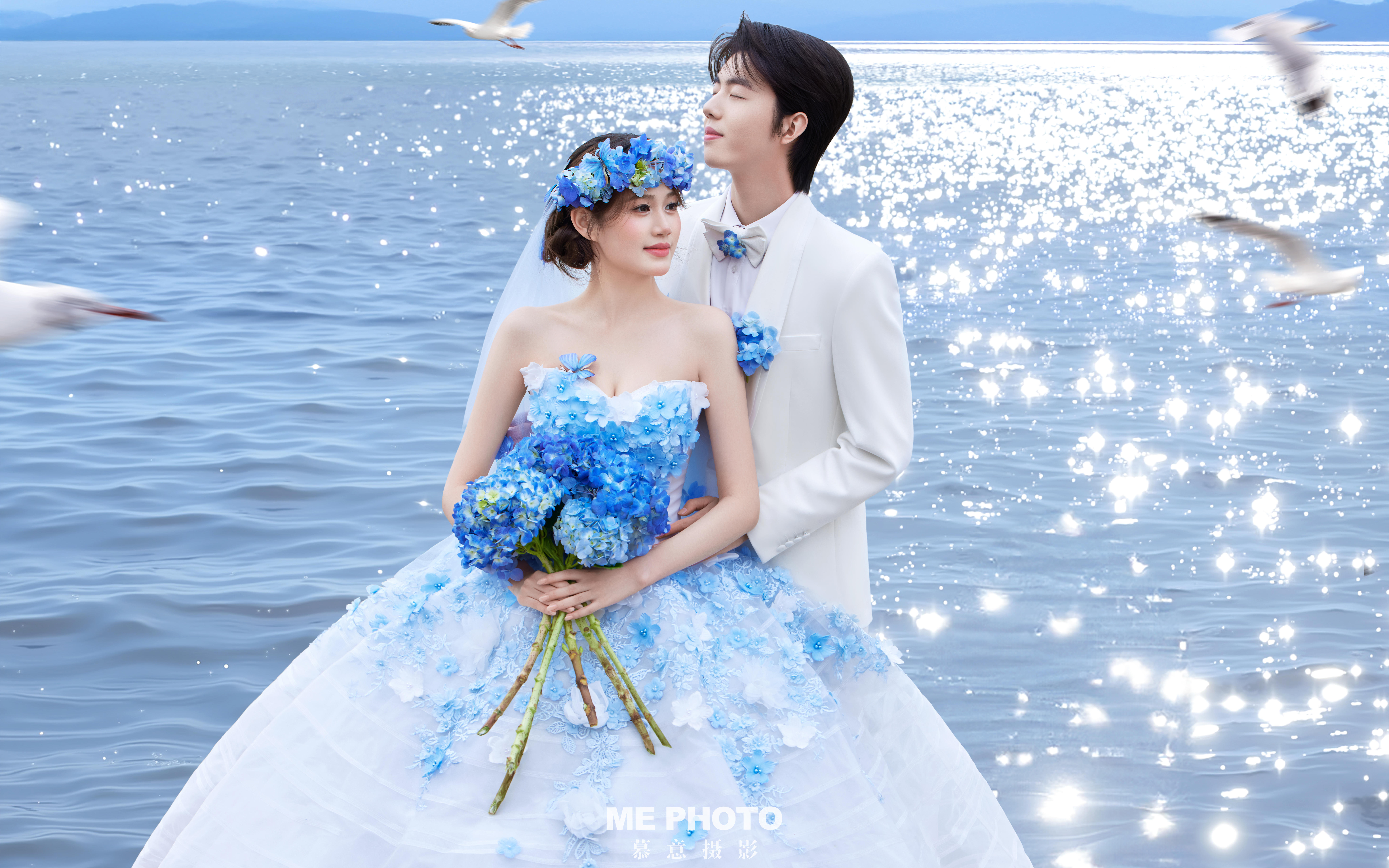 江边浪漫白纱婚纱照❤️