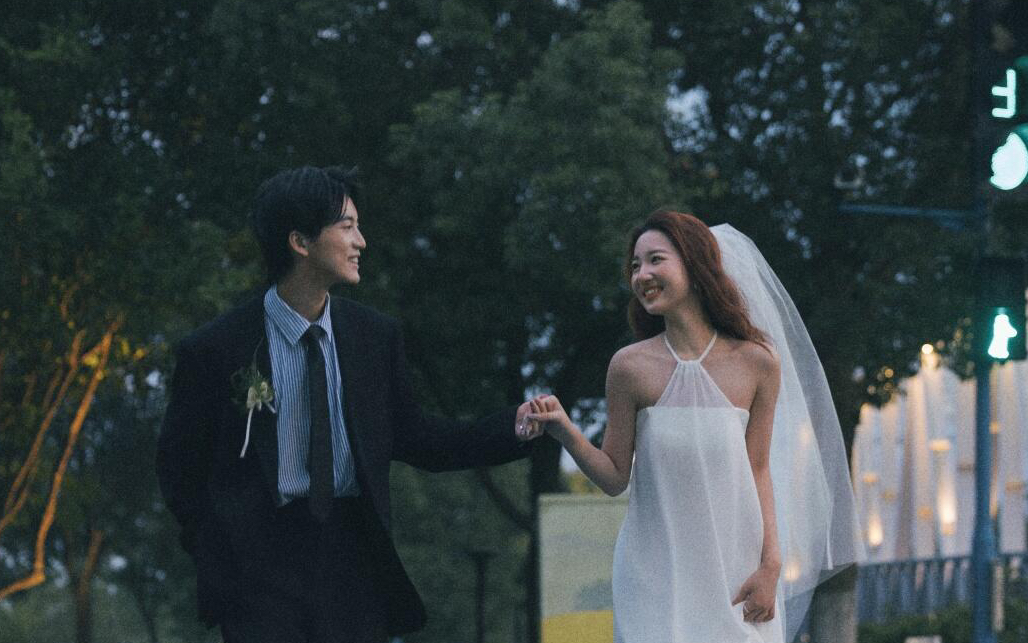 自由感婚紗照??真的太出片了～