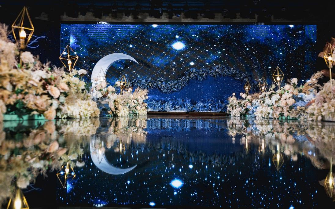 江南水乡荷花池灰瓦白墙青竹流水亭台楼阁江南风婚礼