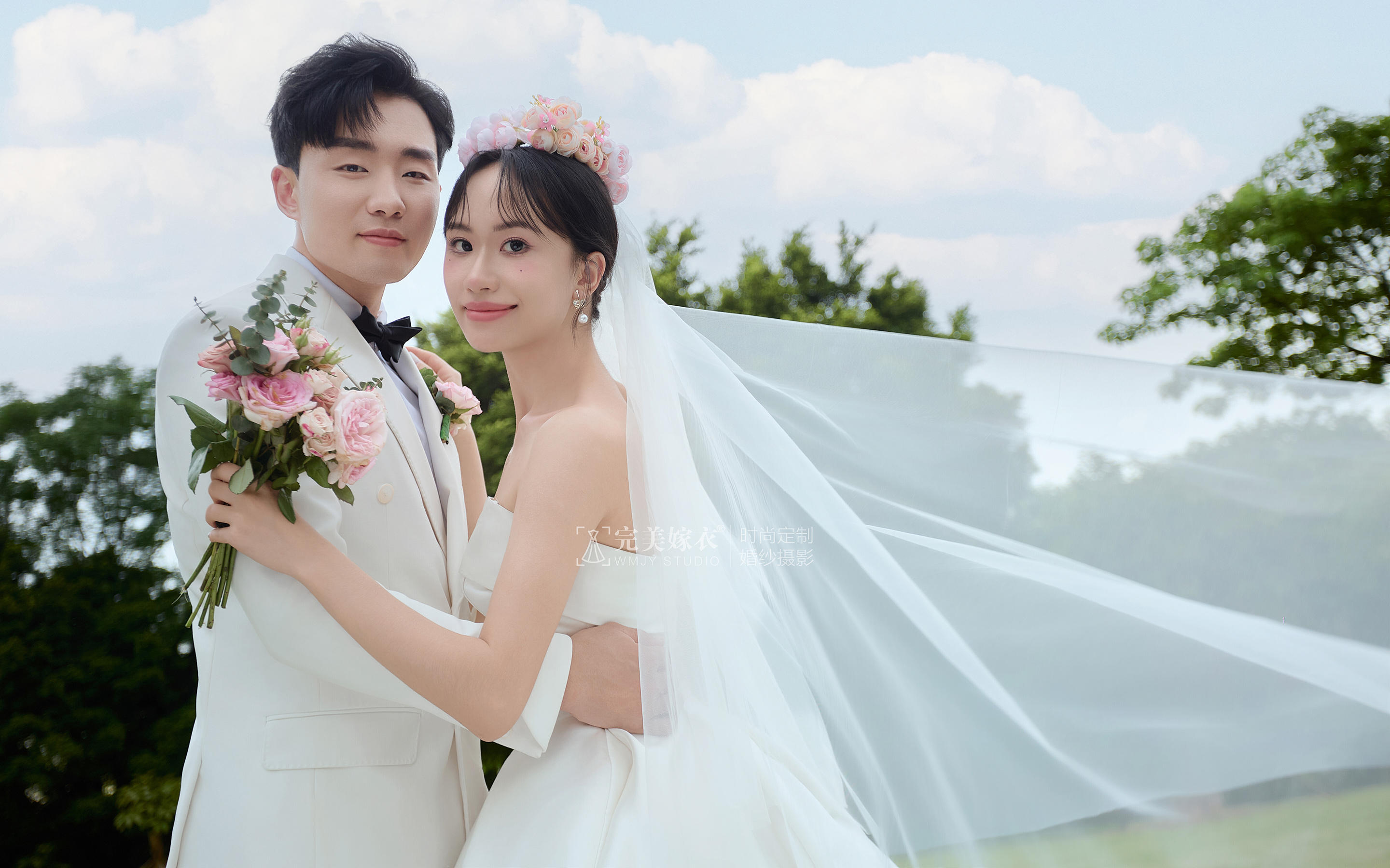 【客片分享】結婚一定不要適合拍森系草坪婚紗照啦！