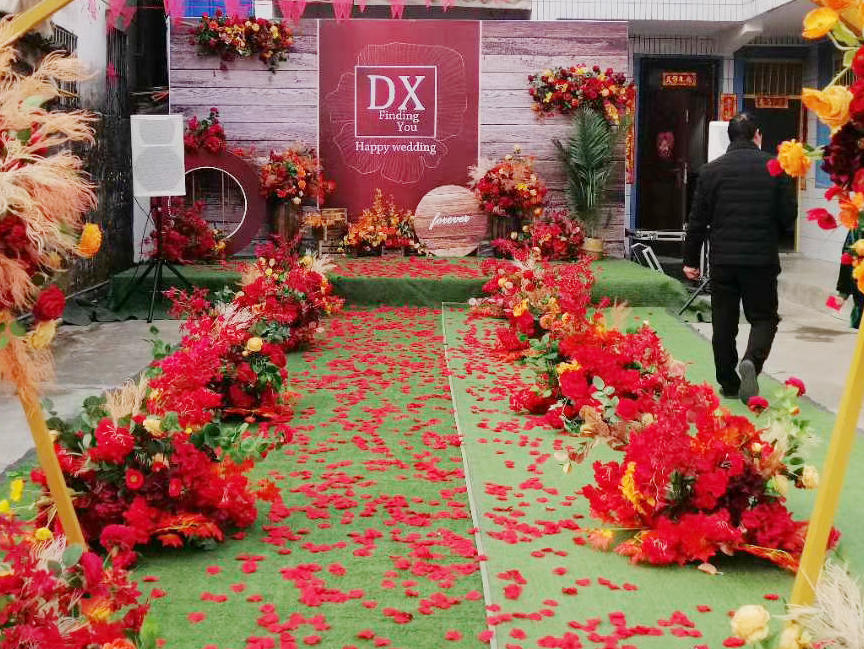 1314婚礼·户外简约红色系婚礼【超高性价比】