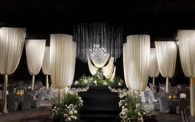 云墨嘉礼策划｜韩式布幔吊顶婚礼