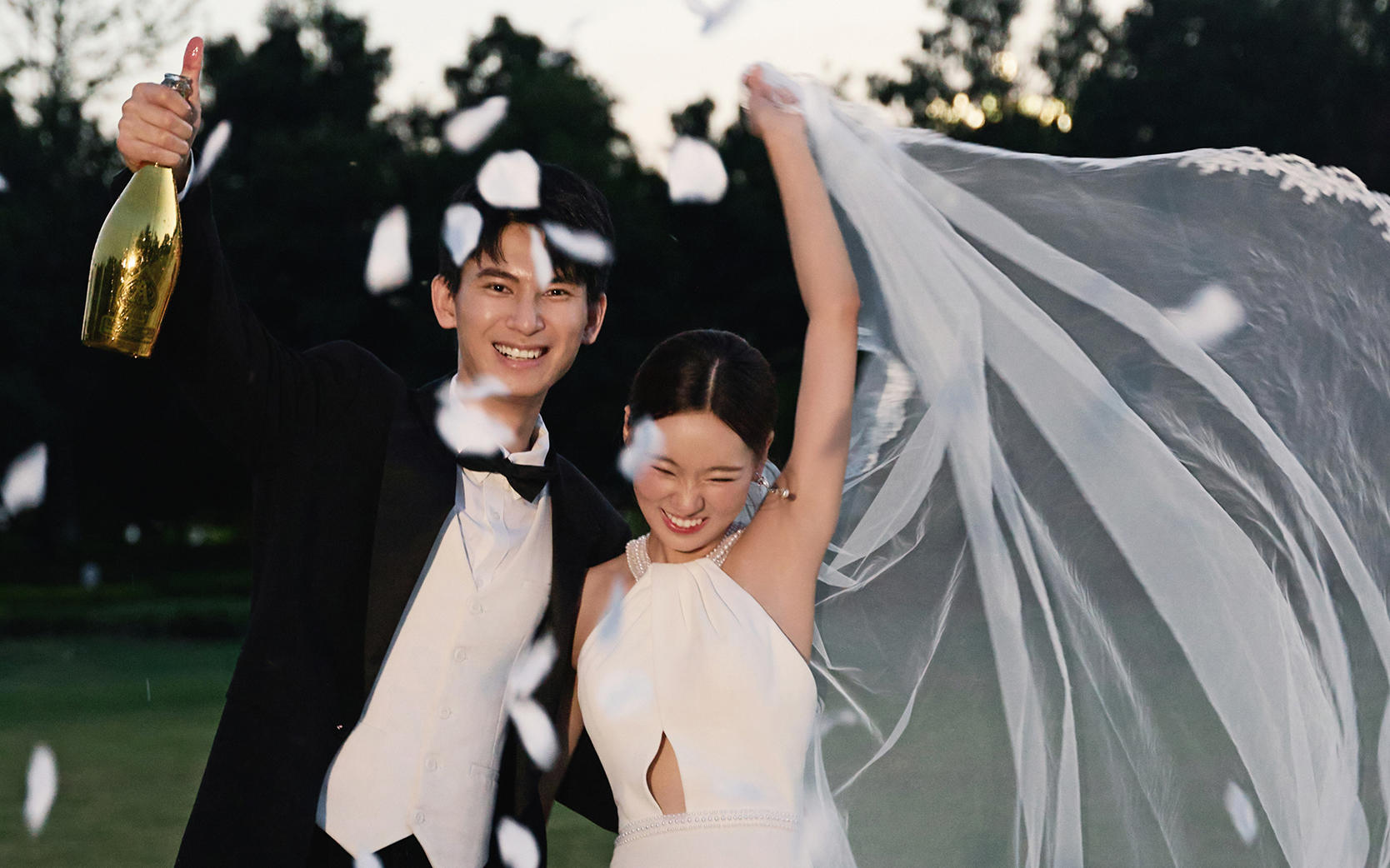 森野香檳塔??森系婚紗照的儀式盛宴來襲