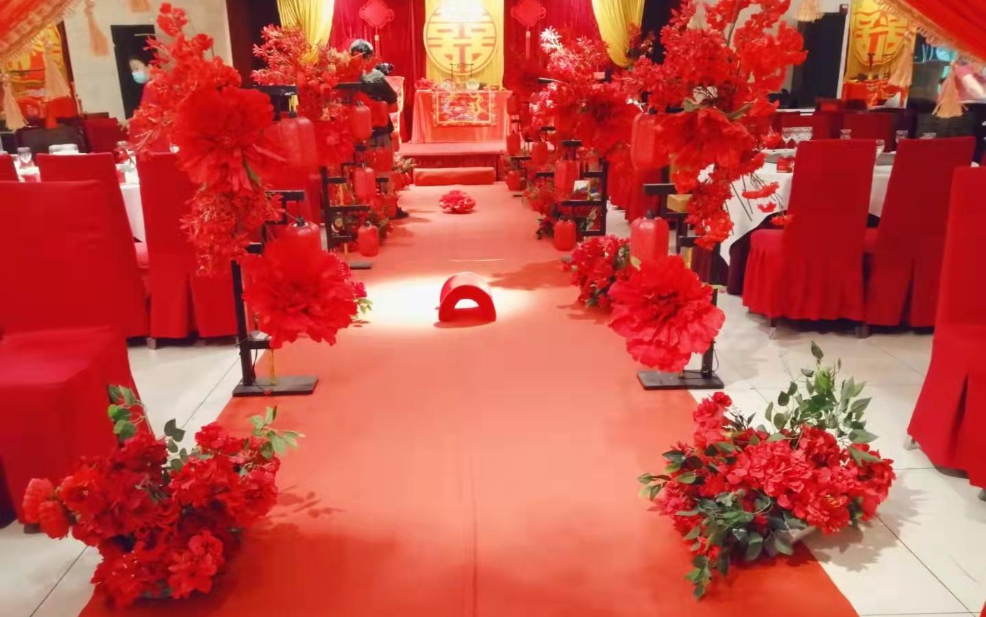 中式传统婚礼（主持人+摄像+跟妆）