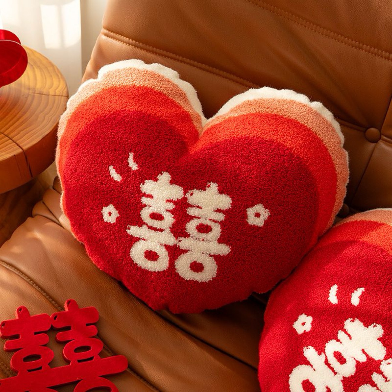 喜庆喜字沙发靠垫