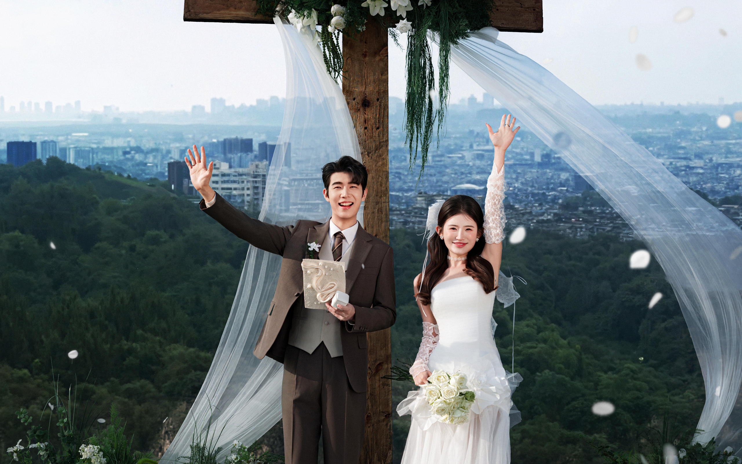 美到靈魂出竅??山頂紀(jì)實(shí)婚紗照這么出片 站在這里