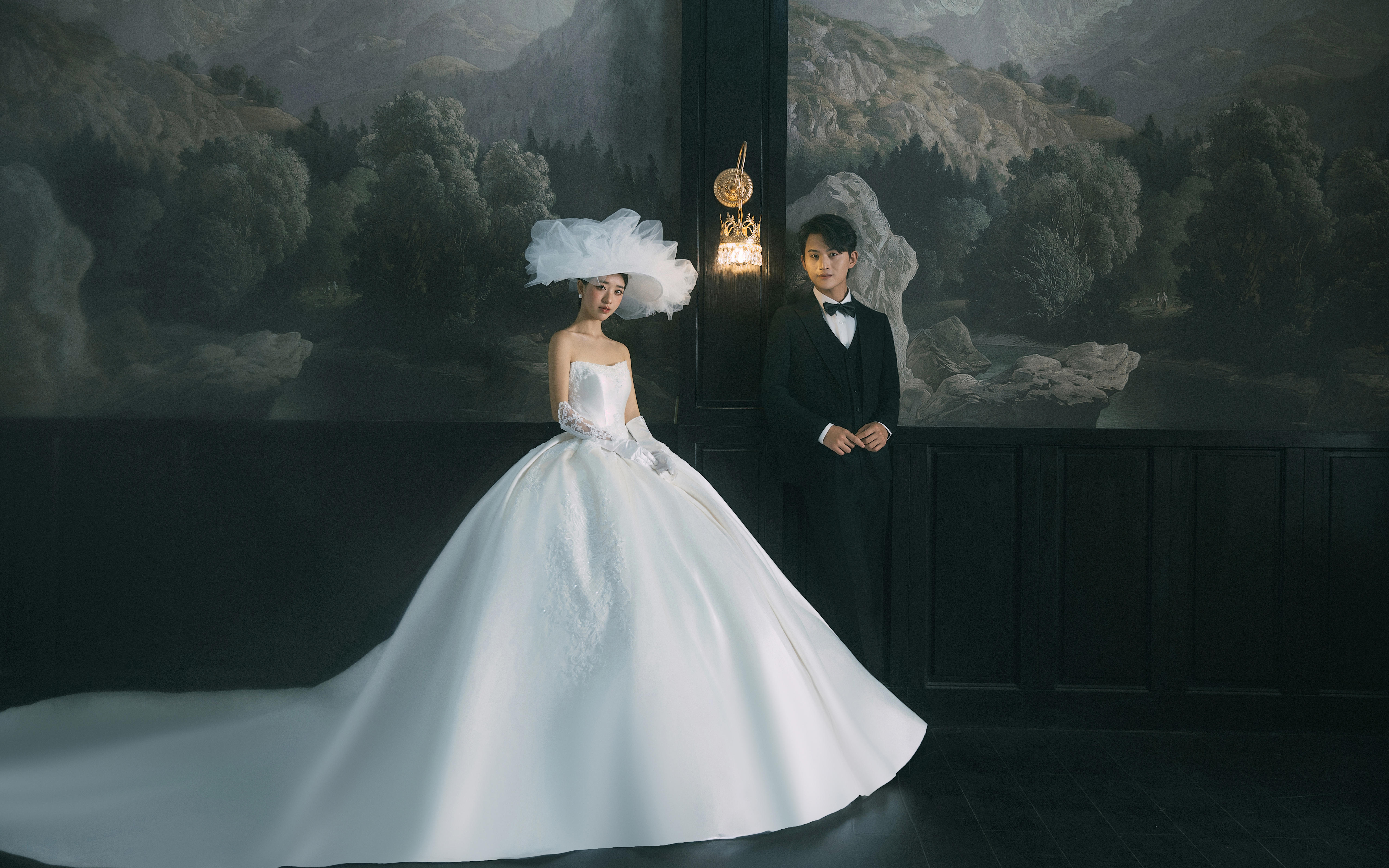 一眼高级感满满的室内复古婚纱照