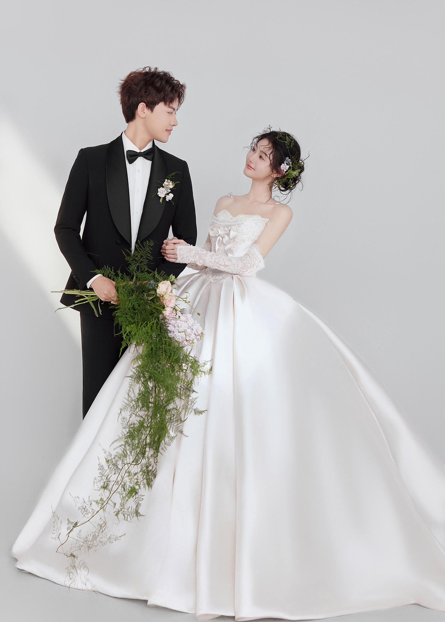 【特惠婚紗照 】內(nèi)景婚紗照