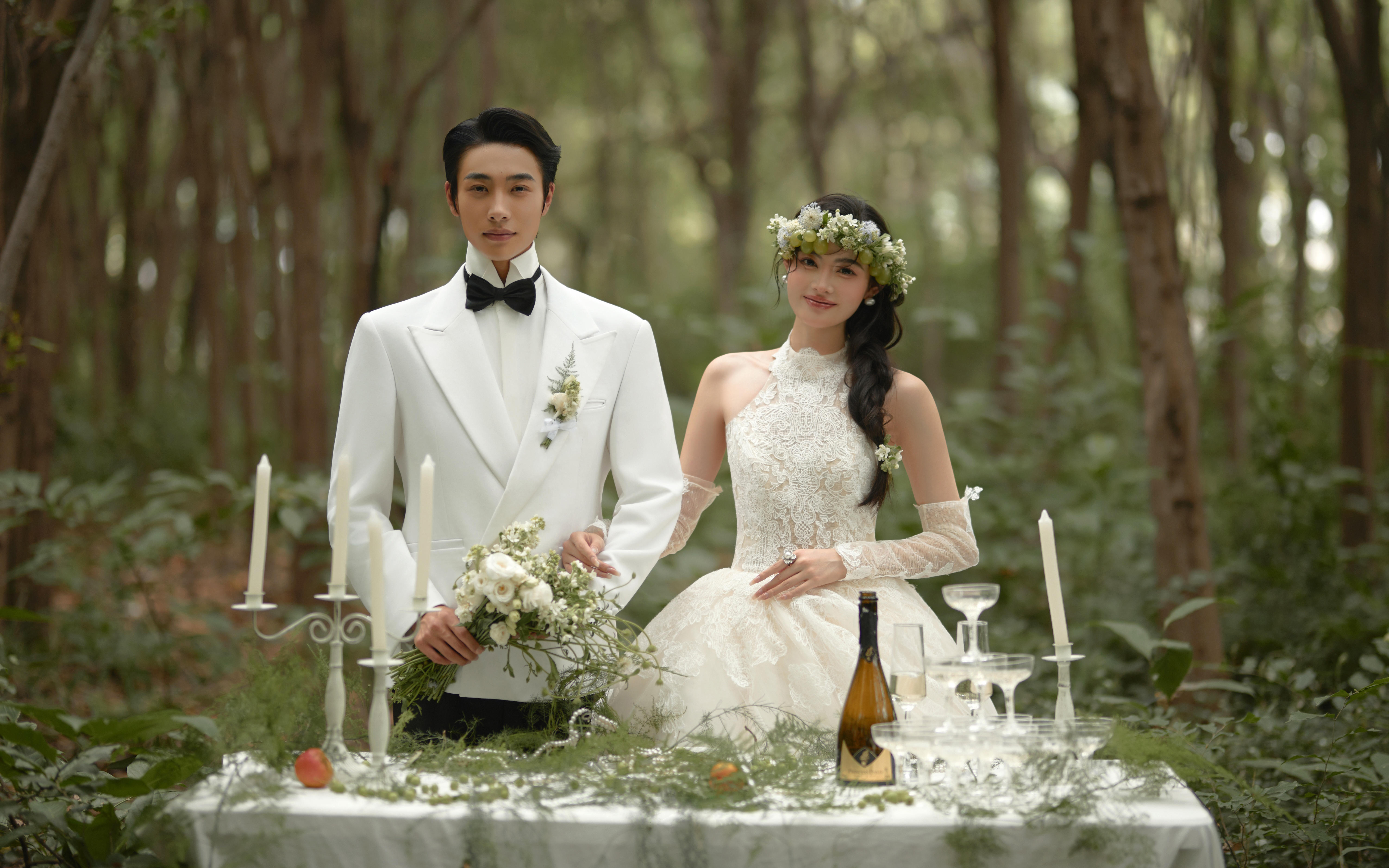 令人心动的森系婚纱照 陷入梦境般精灵王国