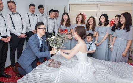 木槿婚纱礼服馆 百褶出门纱＋简约气质齐地主纱