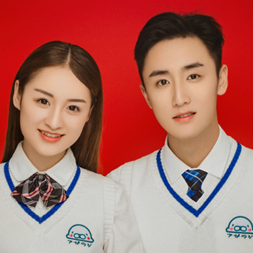 吉林親密爱人婚纱摄影 时尚登记照