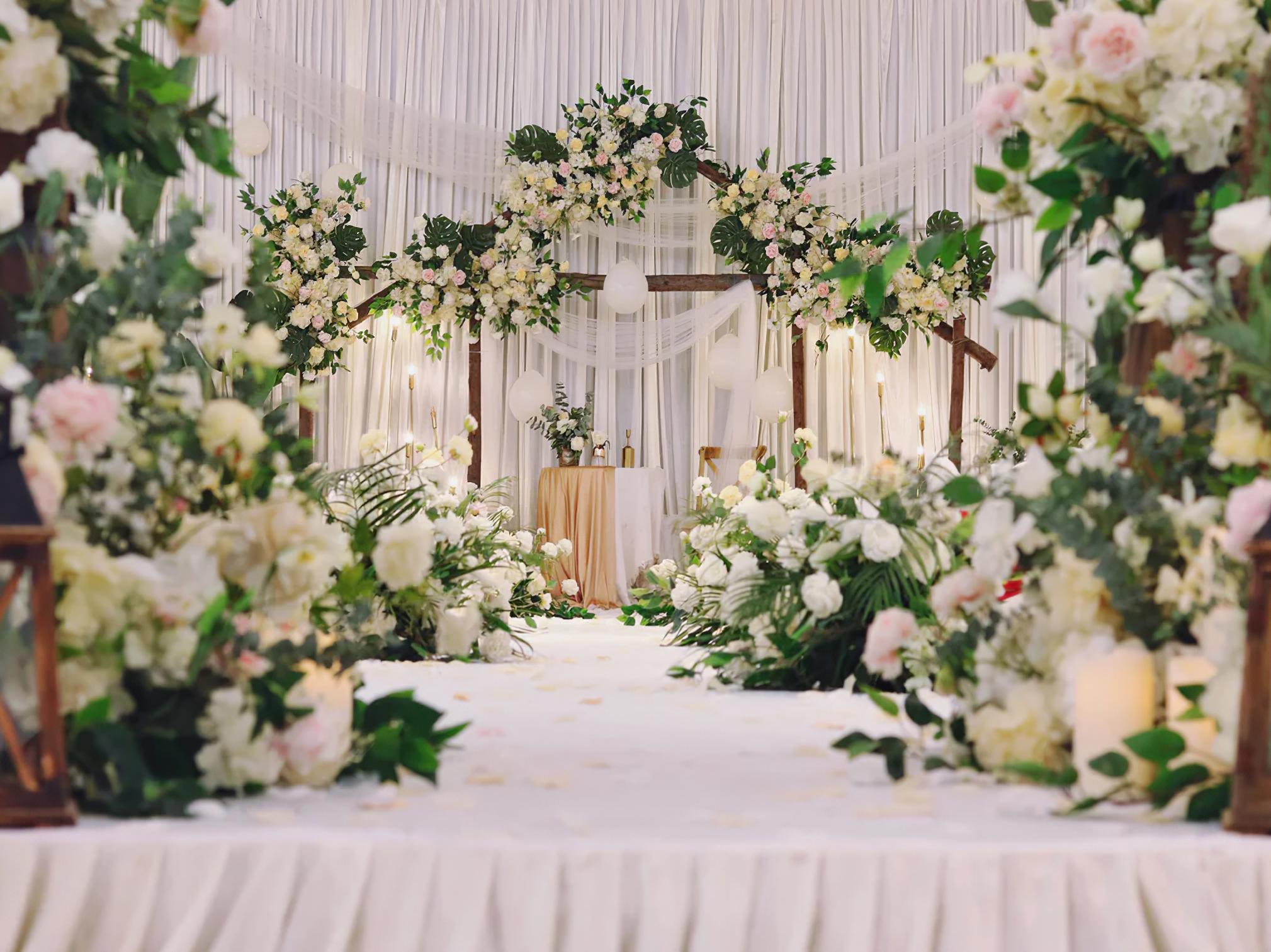 白绿色森系小清新婚礼《晨曦》