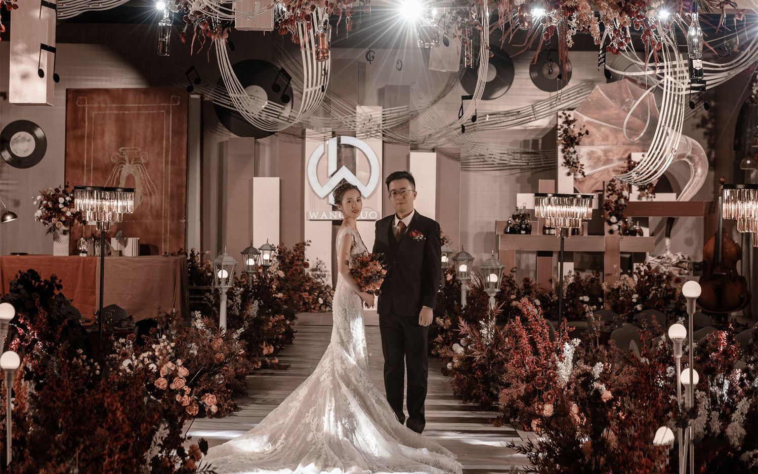 【壹零婚礼】深度定制婚礼-在书店听一支Jazz