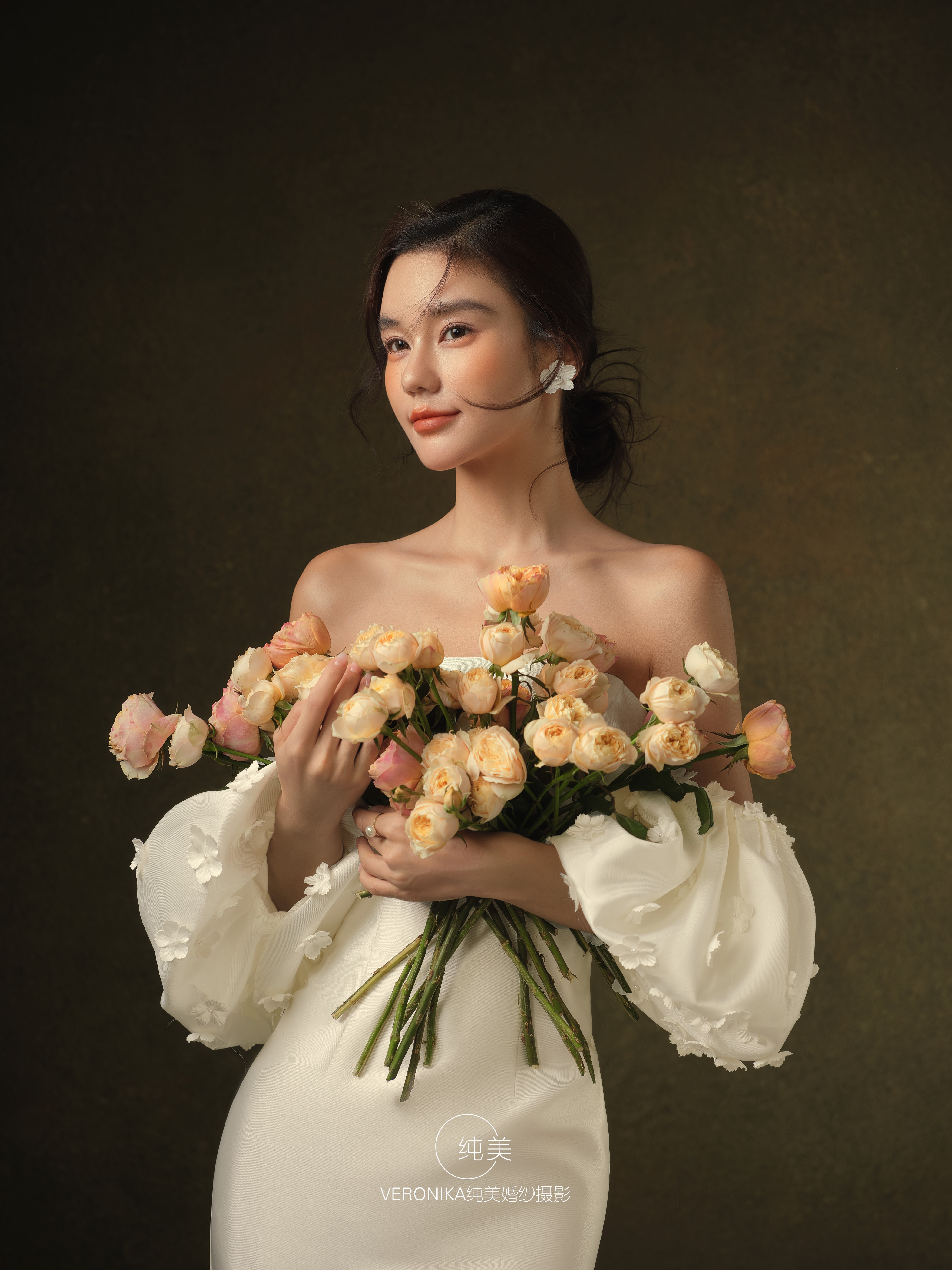 《挚爱》定格高级感婚纱照的浪漫瞬间